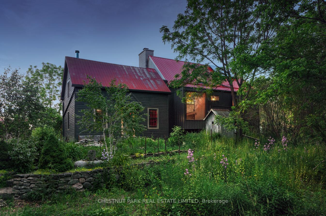 1 Station Road, Prince Edward County, ON K0K 1J0 — Prince Edward County, Ontario