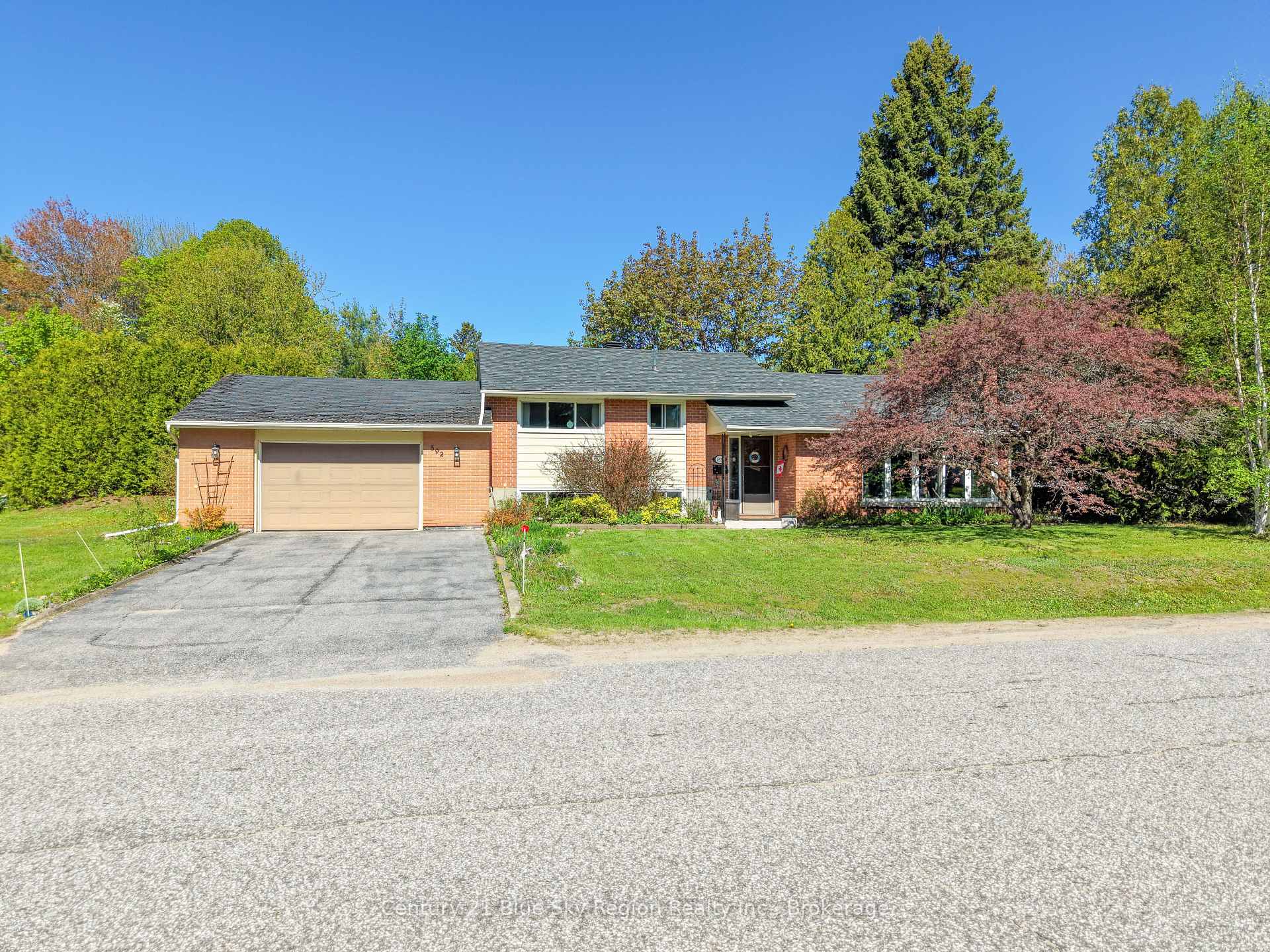 592 Birchwood Road, North Bay — photo 2 of 5