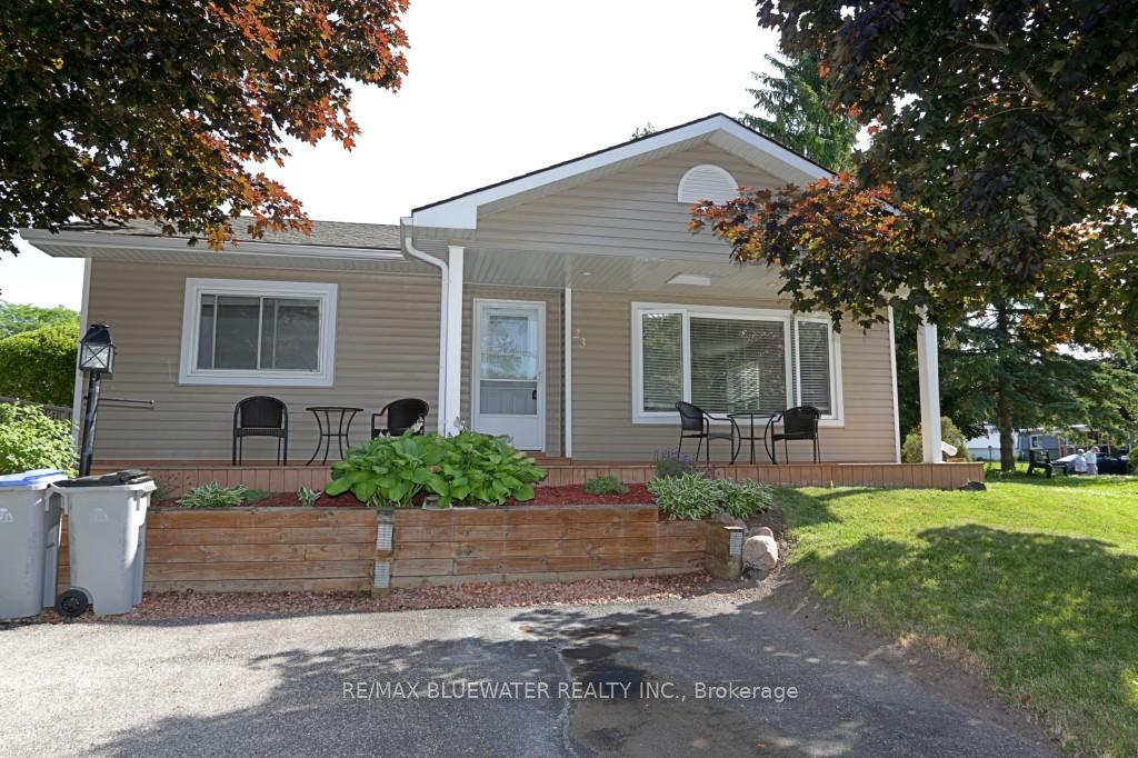 23 Pebble Beach Parkway E, South Huron — photo 2 of 5