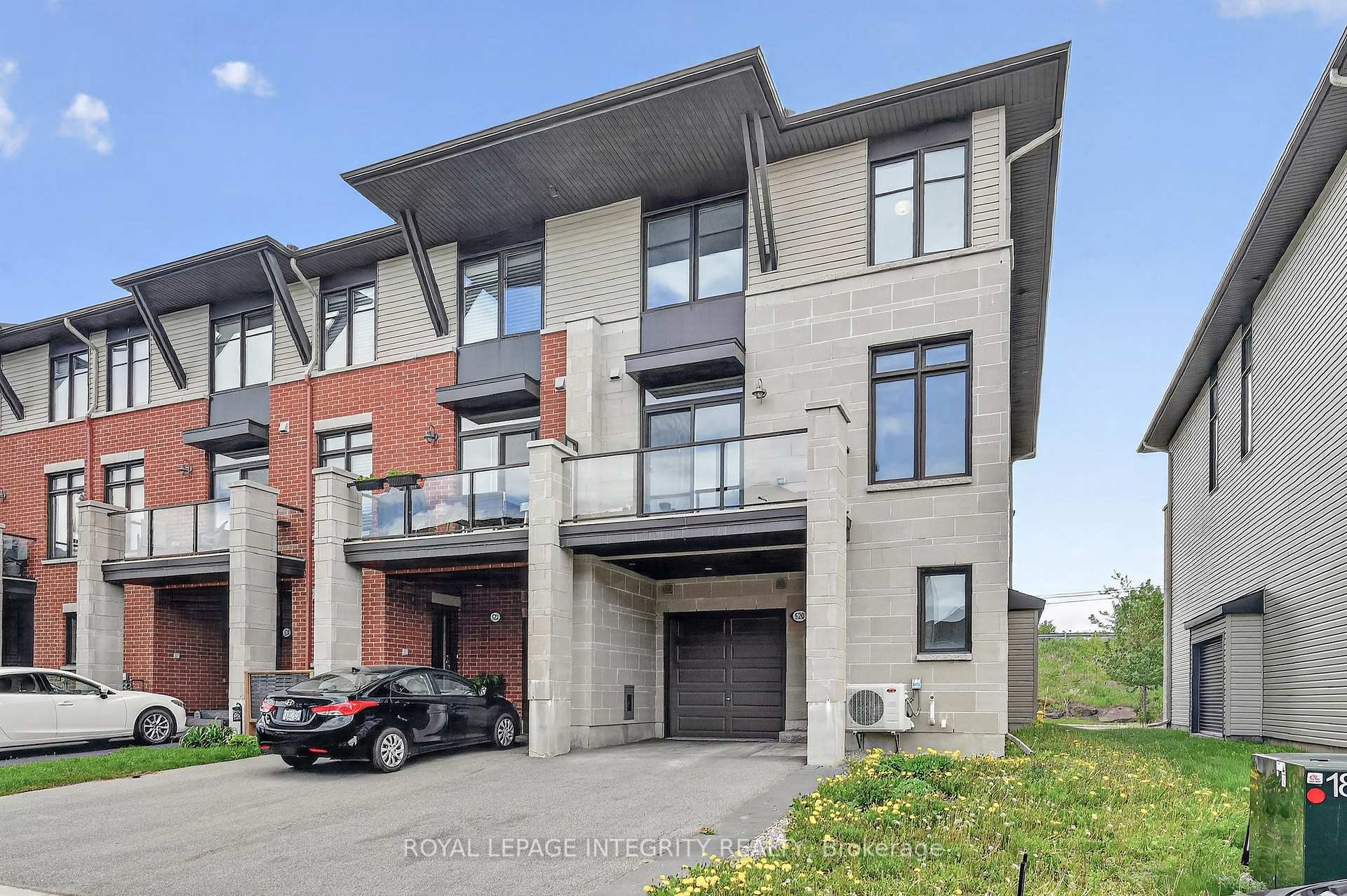 520 Stadacone Row, Orleans - Cumberland and Area, ON K4A 1J8 — Orleans - Cumberland and Area, Ontario