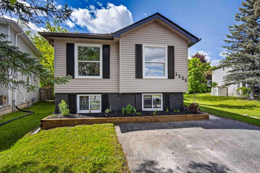 1255 Huntington Circle, Peterborough, ON K9K 2B4 — Peterborough, Ontario