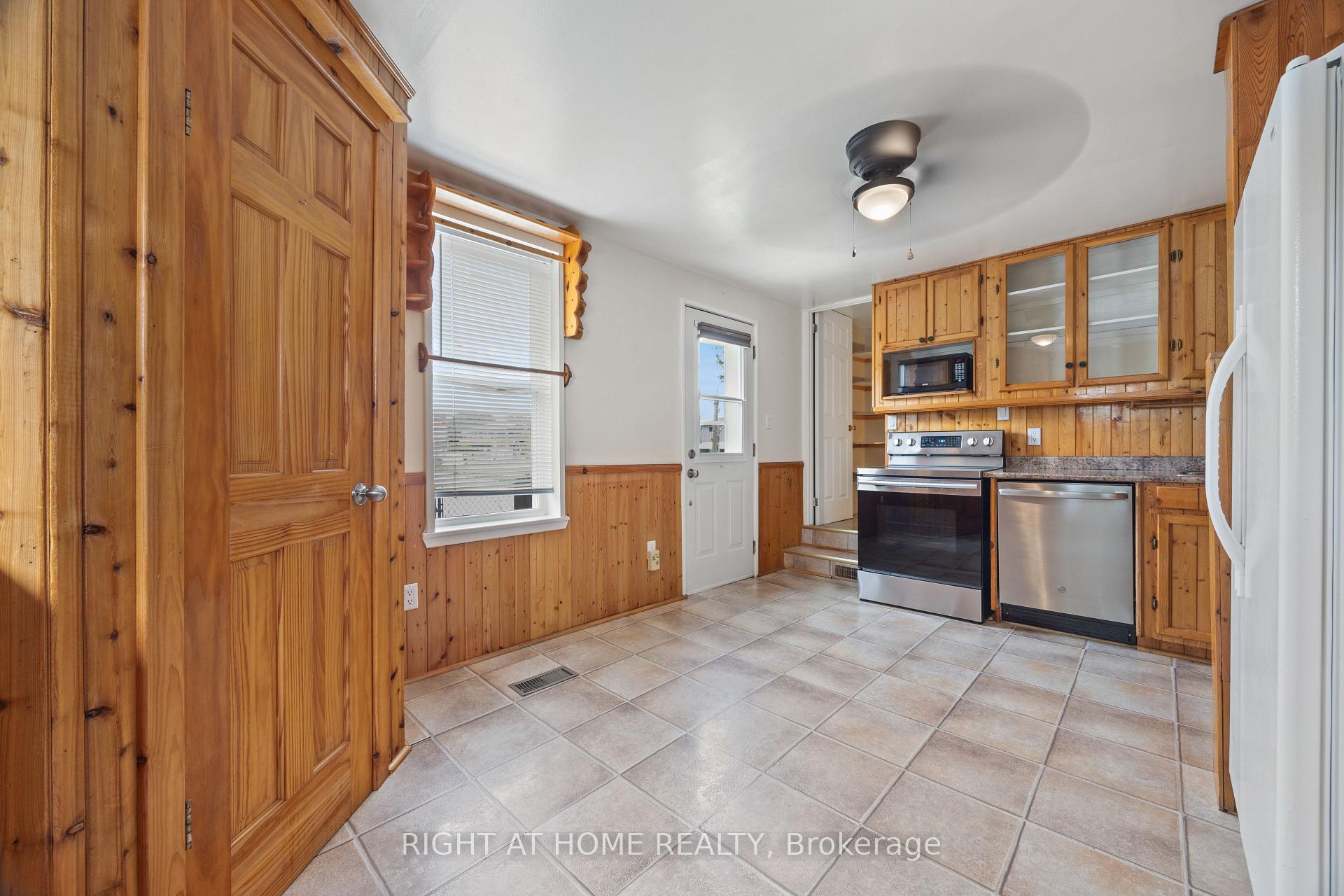 221 Samuelson Street, Cambridge — photo 5 of 5