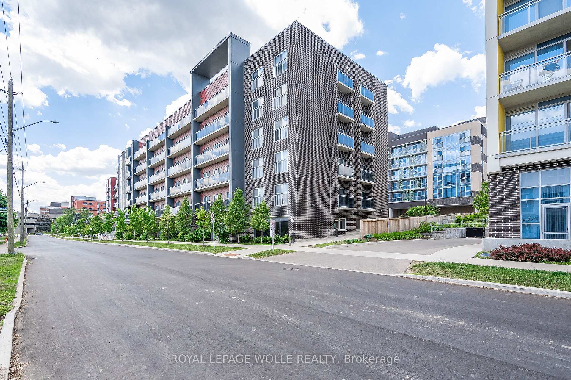 251 Hemlock Street 201, Waterloo — photo 3 of 5