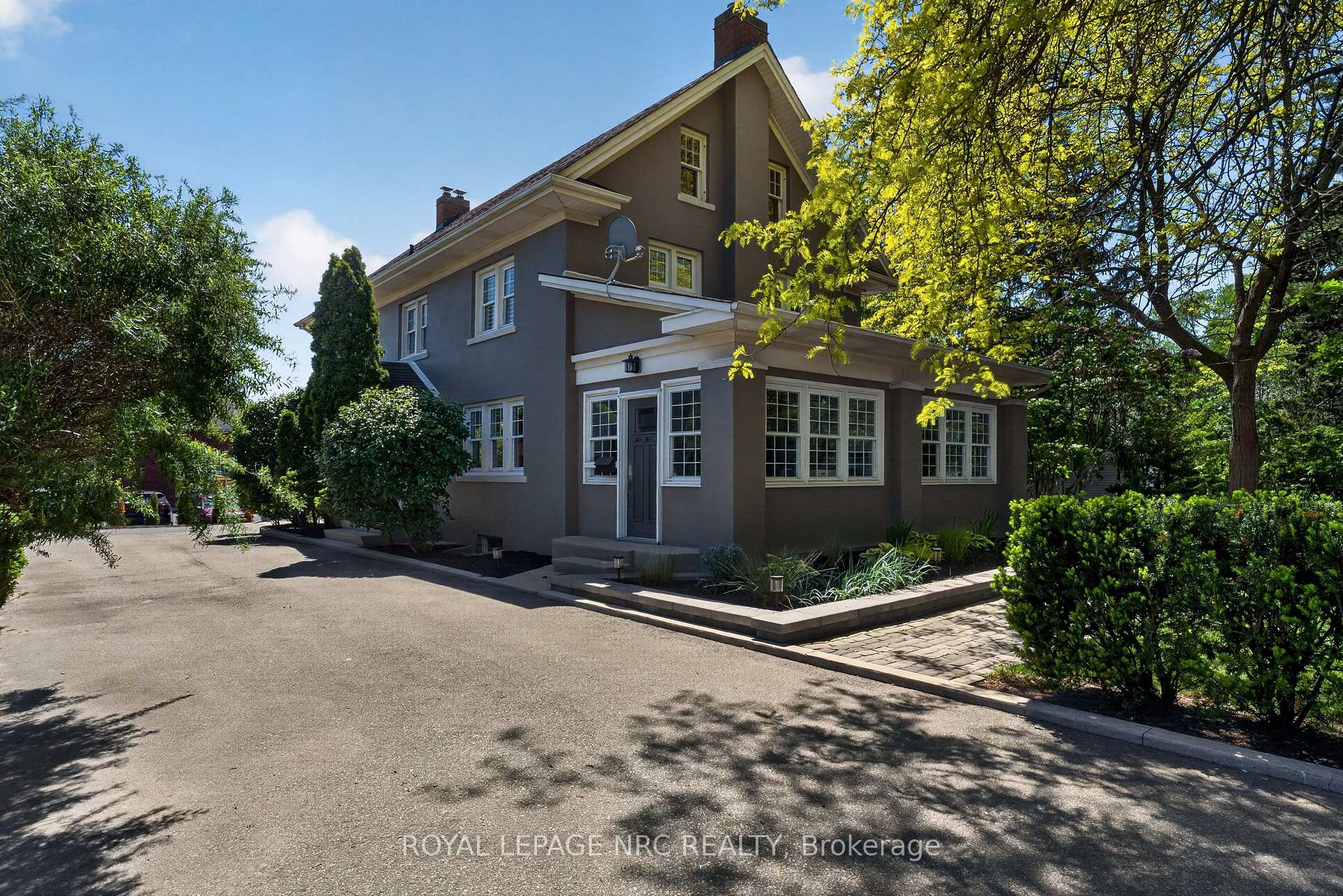 260 Main Street E, Grimsby — photo 5 of 5