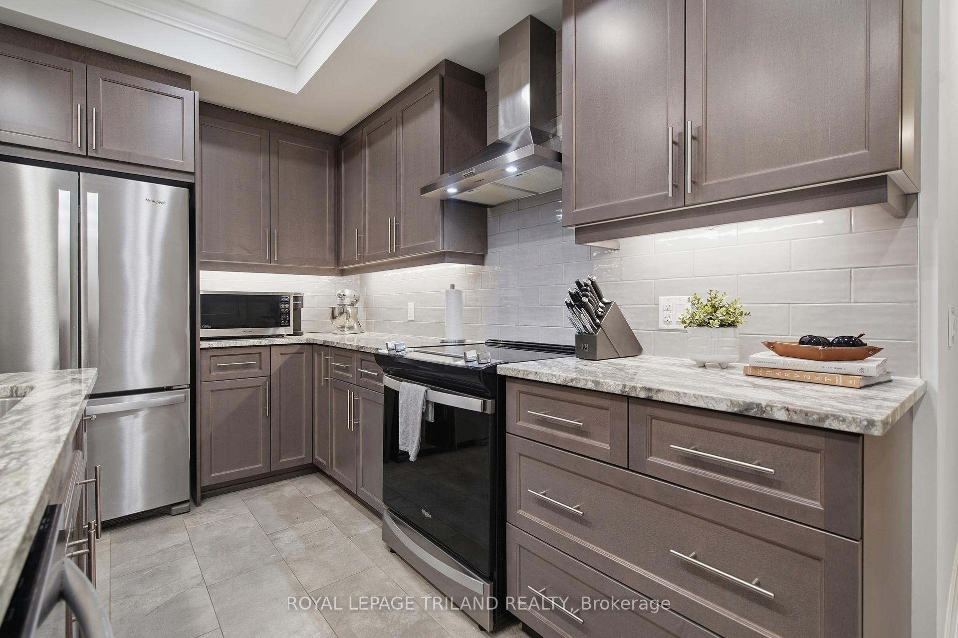 480 Callaway Road 215, London North — photo 4 of 5