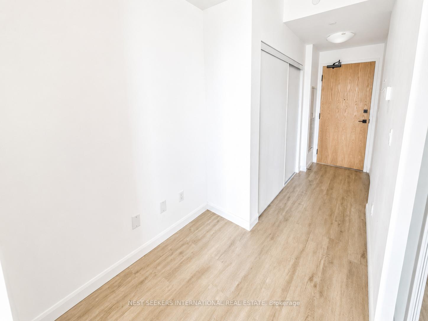 7 Erie Avenue 307, Brantford — photo 3 of 5