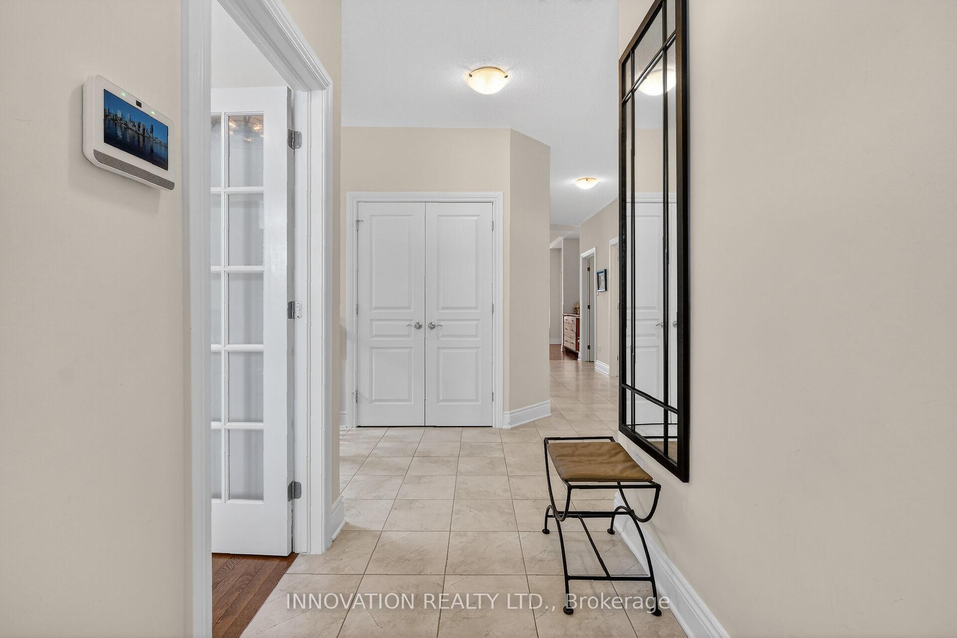 127 Elfin Grove, Kanata — photo 4 of 5