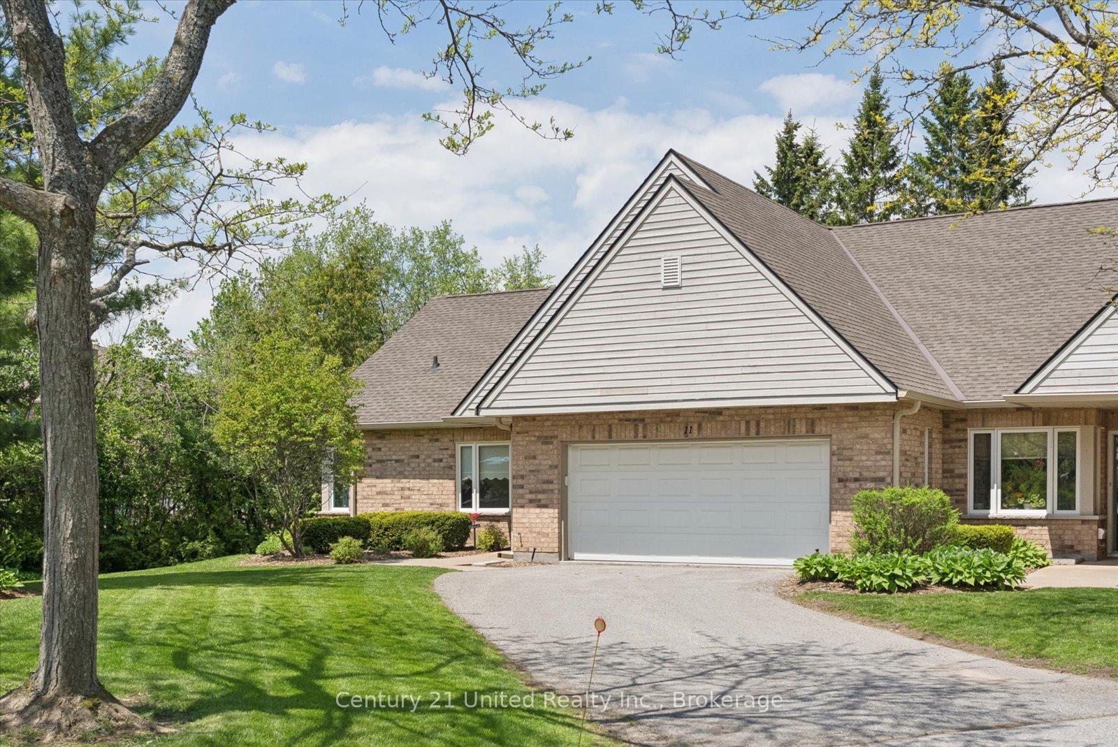 1850 Cherryhill Road 11, Peterborough — photo 3 of 5
