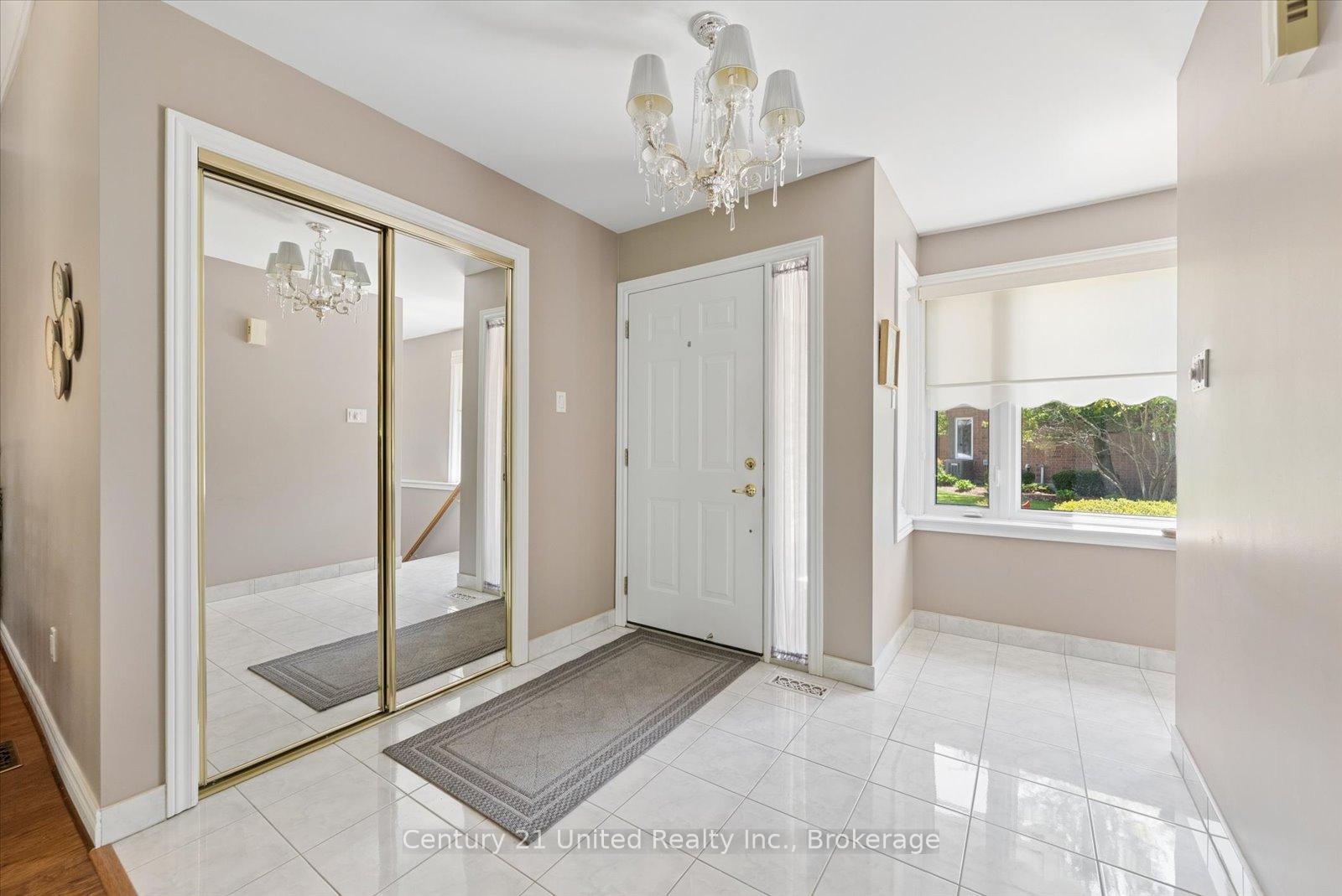 1850 Cherryhill Road 11, Peterborough — photo 5 of 5