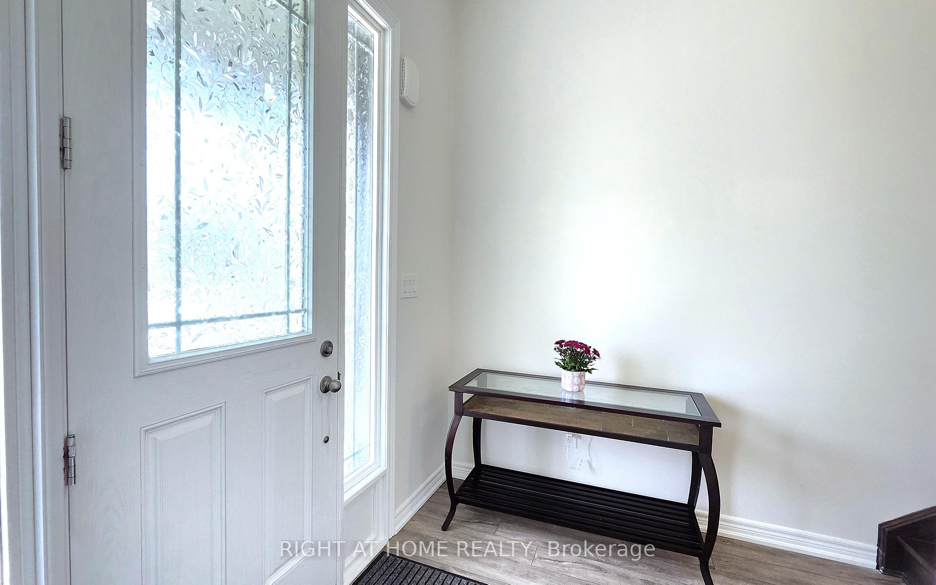1120 Rippingale Trail, Peterborough — photo 4 of 5