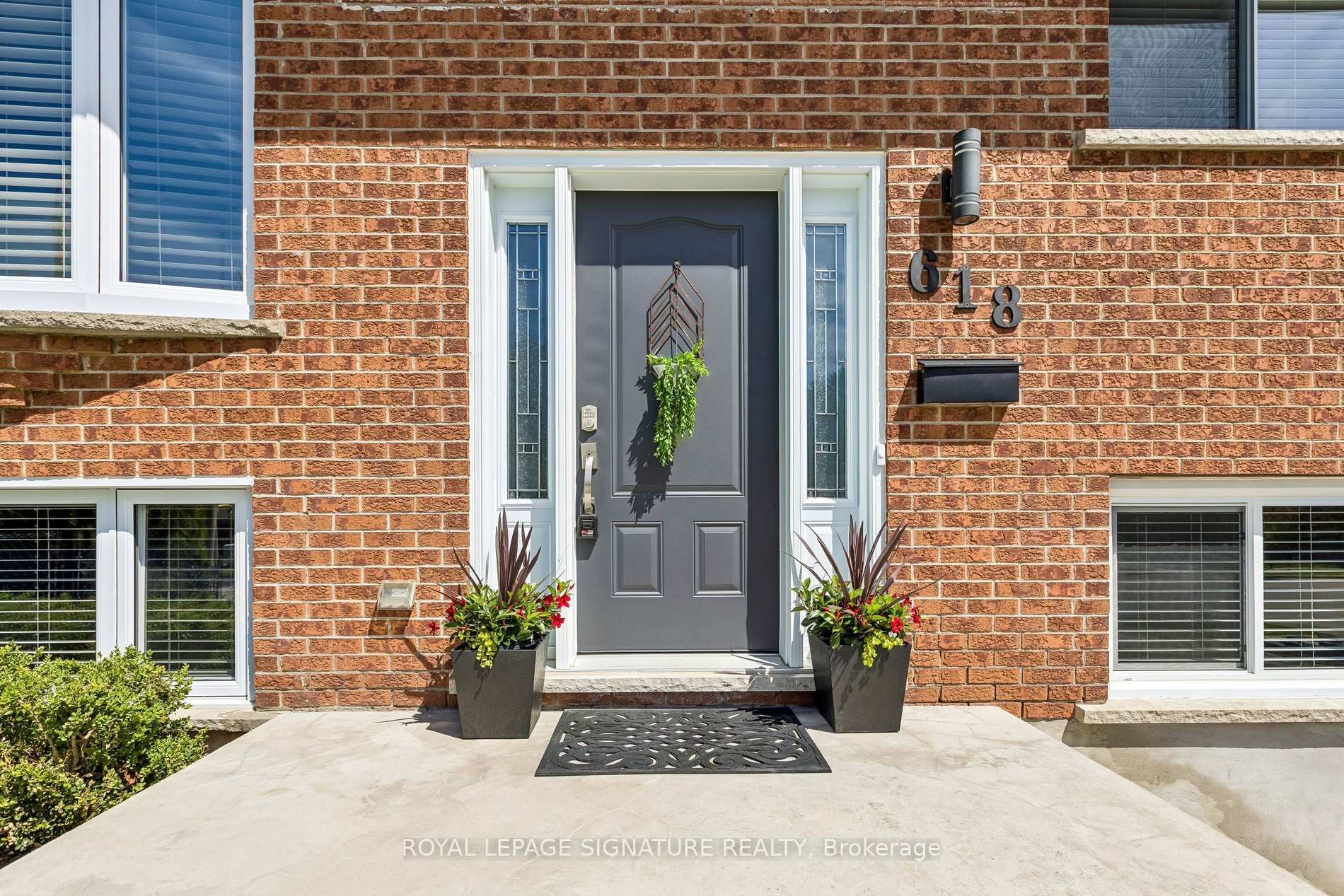 618 Fern Road, Waterloo — photo 4 of 5