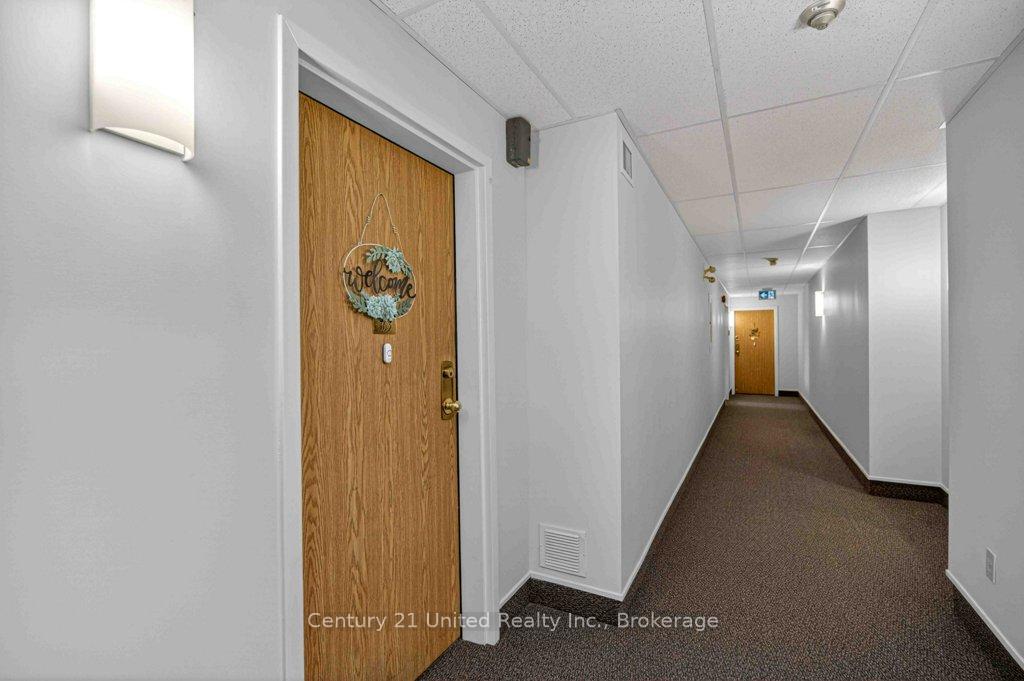 2181 Walker Avenue 303, Peterborough — photo 3 of 5