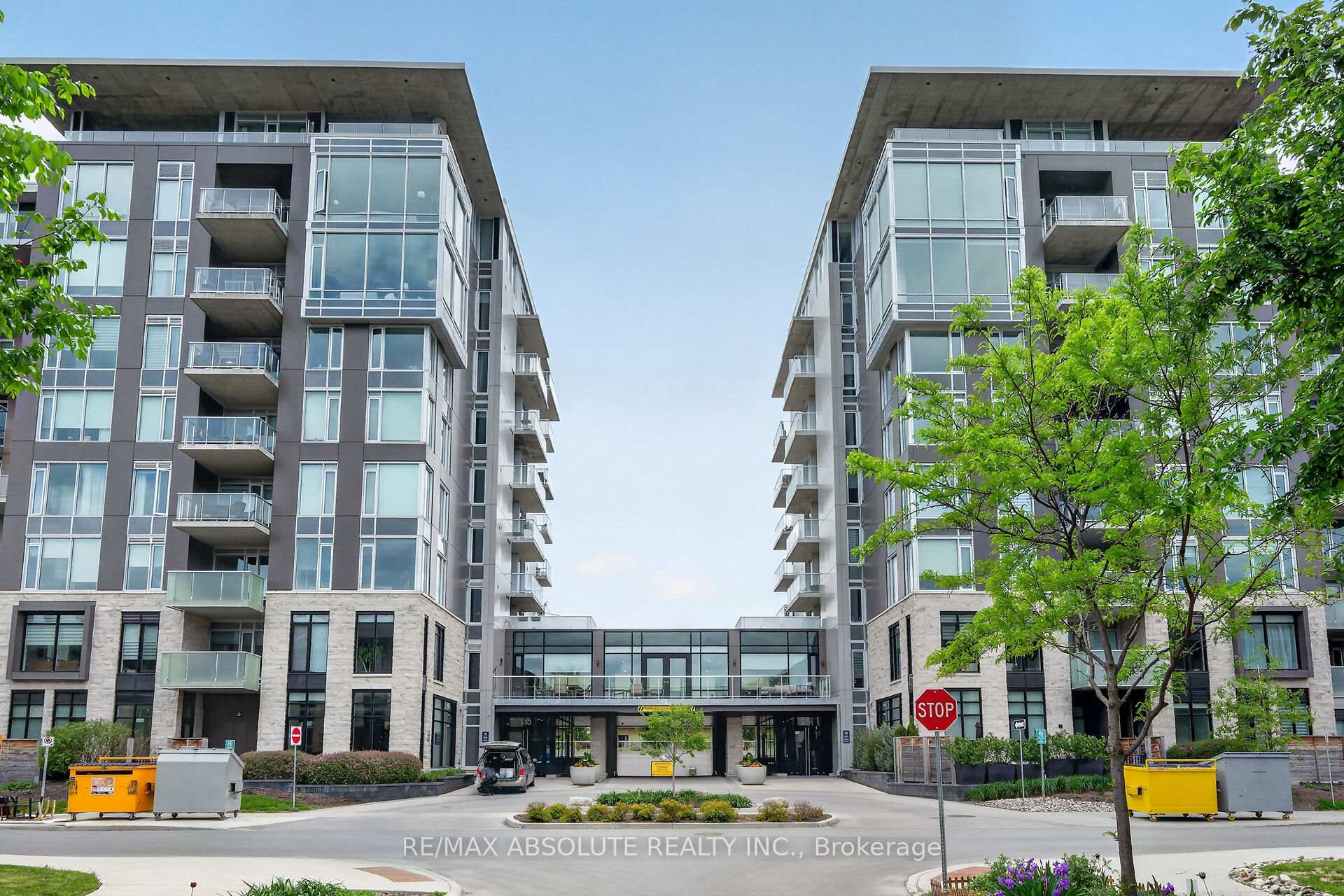 570 De Mazenod Avenue 305, Glebe - Ottawa East and Area, ON K1S 5X2 — Glebe - Ottawa East and Area, Ontario