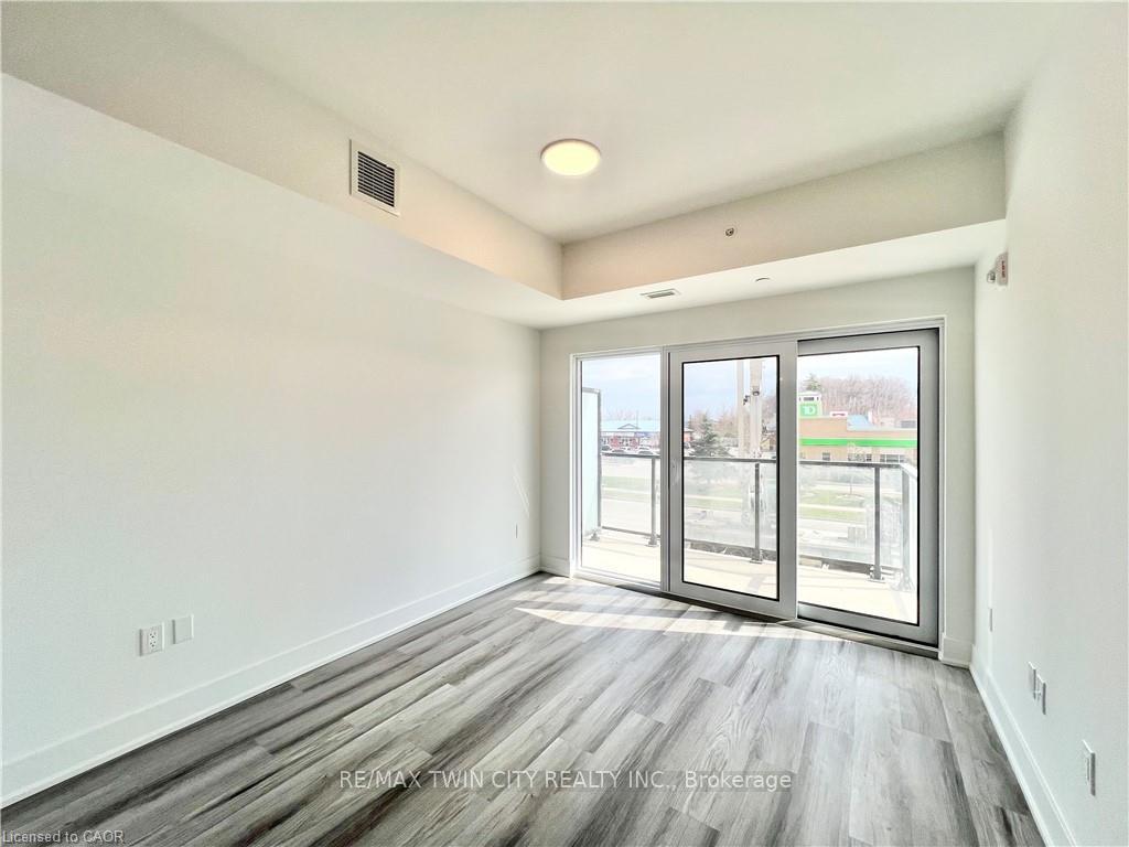 575 Conklin Road 228, Brantford — photo 5 of 5