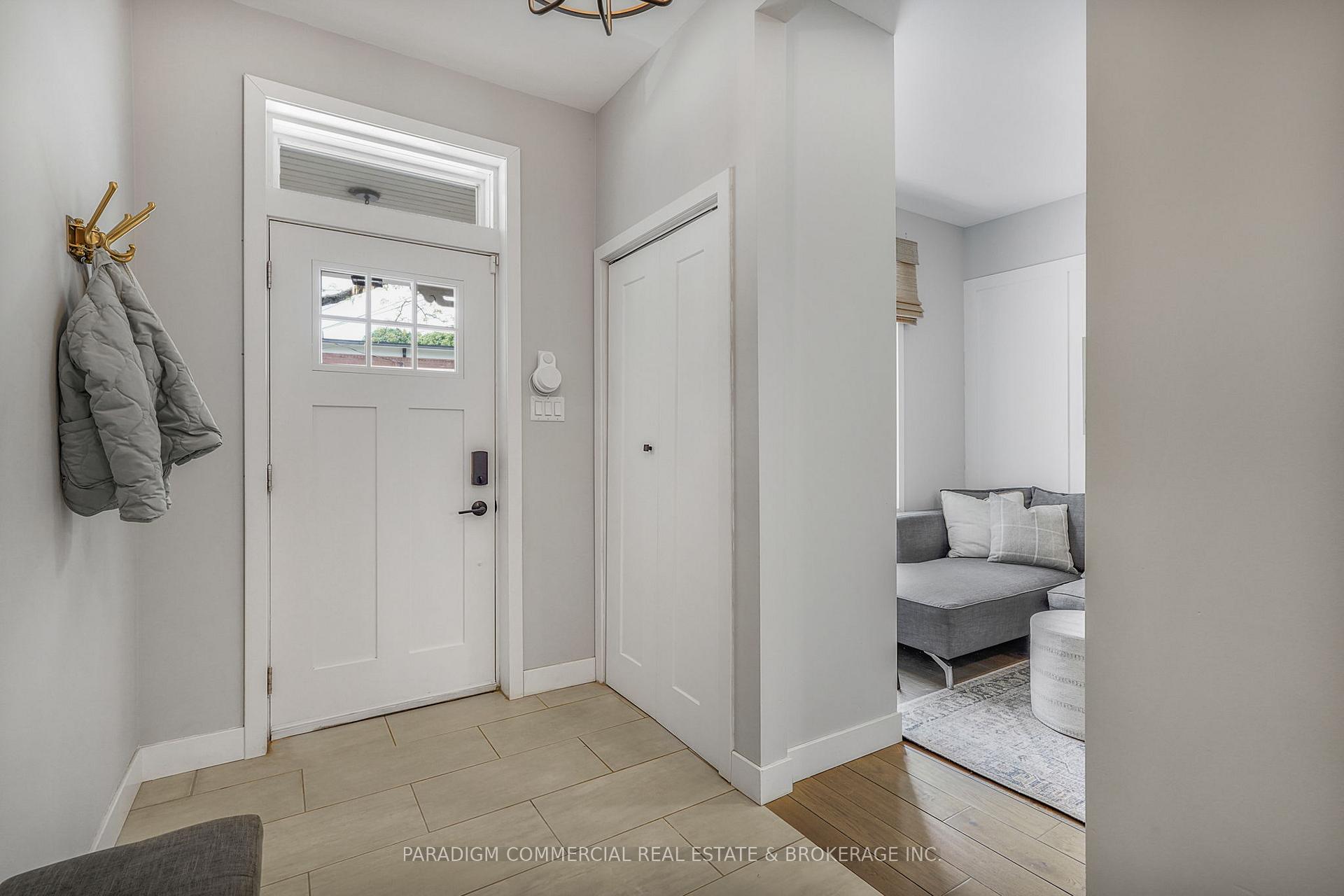 7 Craig Street, Glebe - Ottawa East and Area — photo 4 of 5