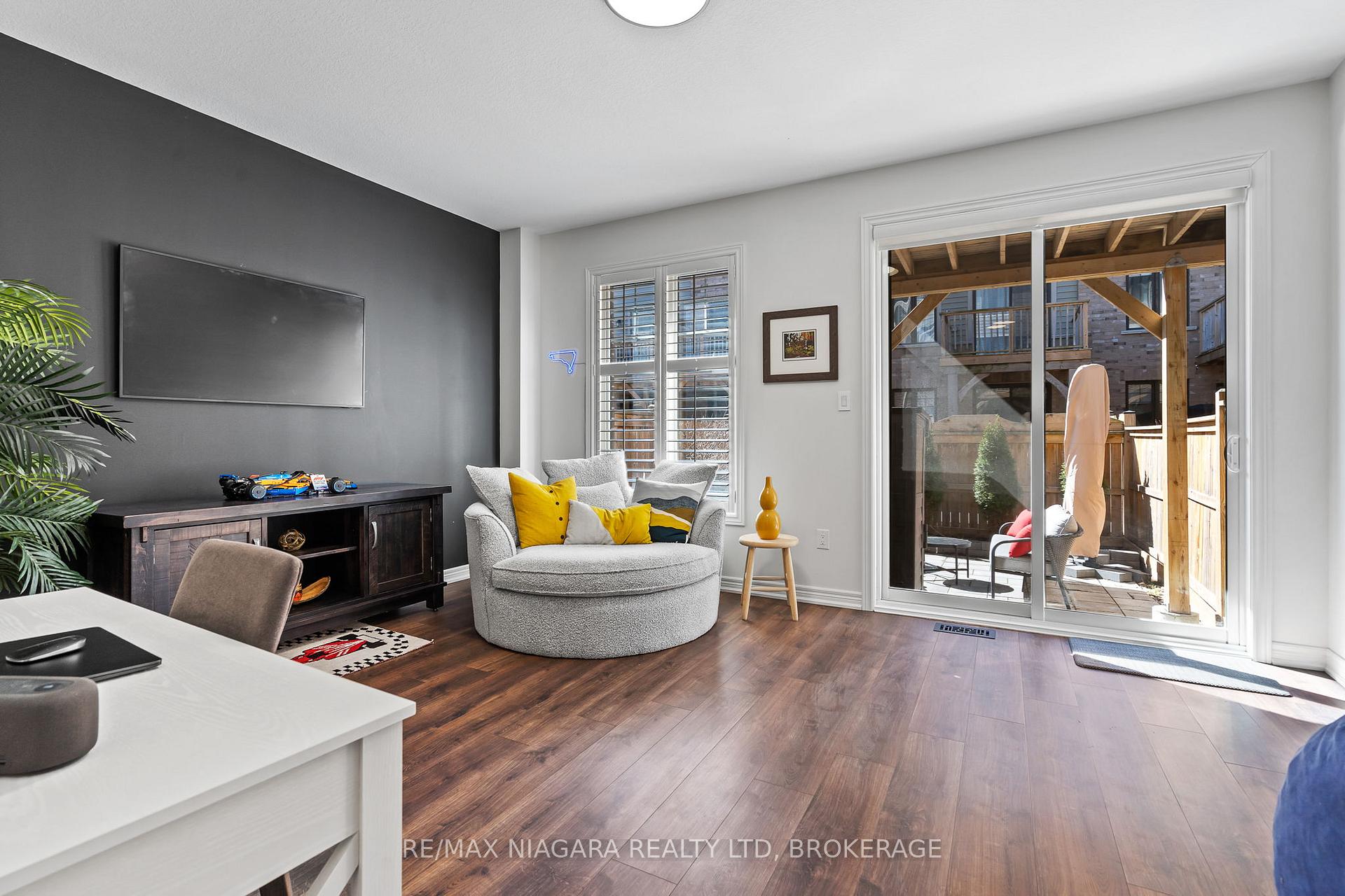 11 Walters Lane, Grimsby — photo 4 of 5