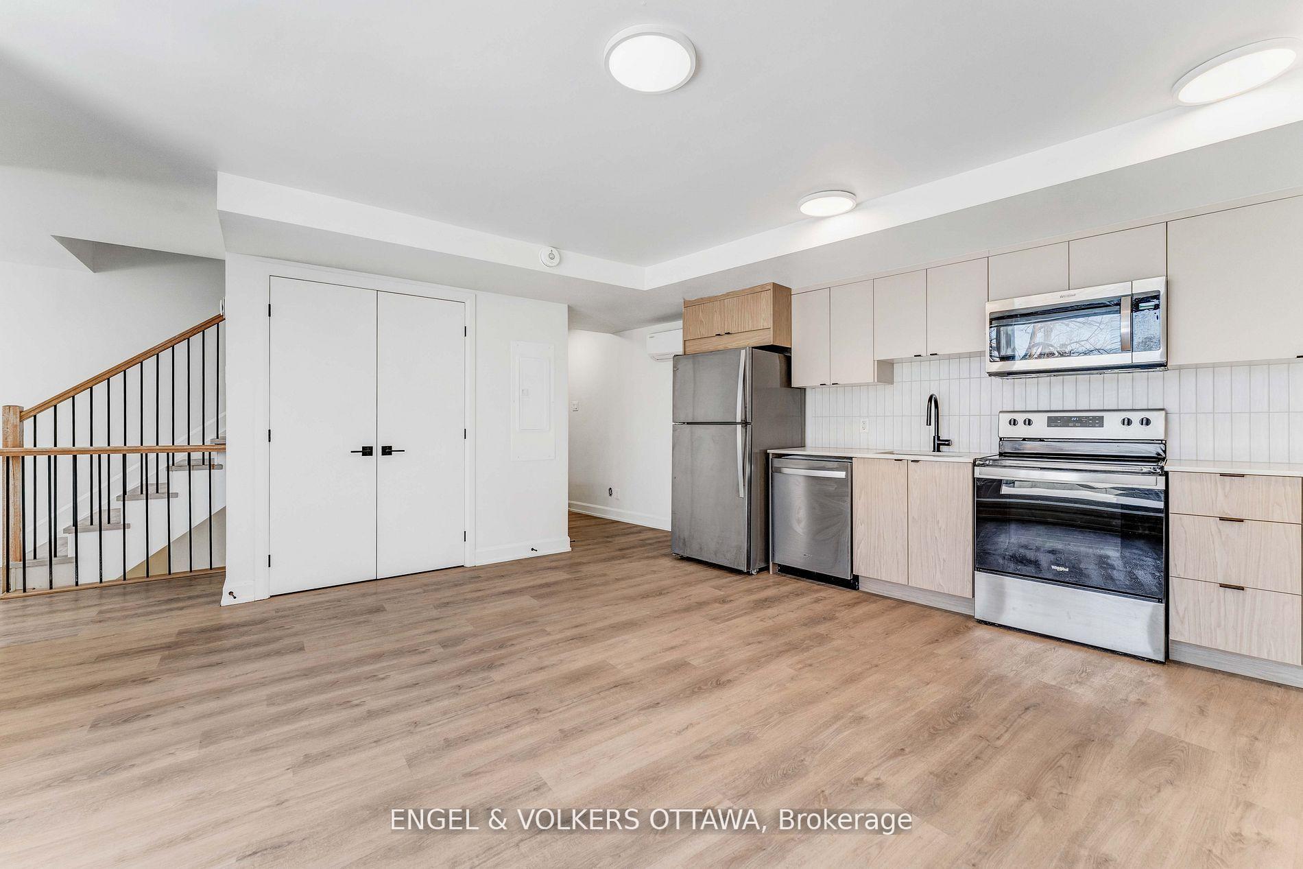 156 Fifth Avenue 3, Glebe - Ottawa East and Area — photo 2 of 5