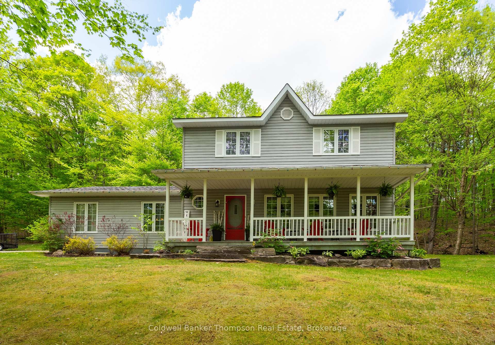 1067 Hillside Crescent, Lake of Bays, ON P1H 2J6 — Lake of Bays, Ontario