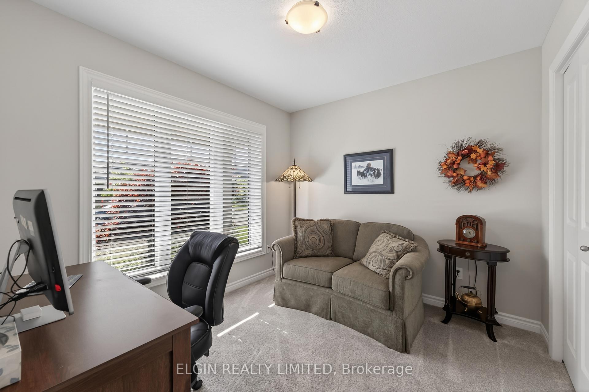 8 Ashberry Place, St. Thomas — photo 5 of 5