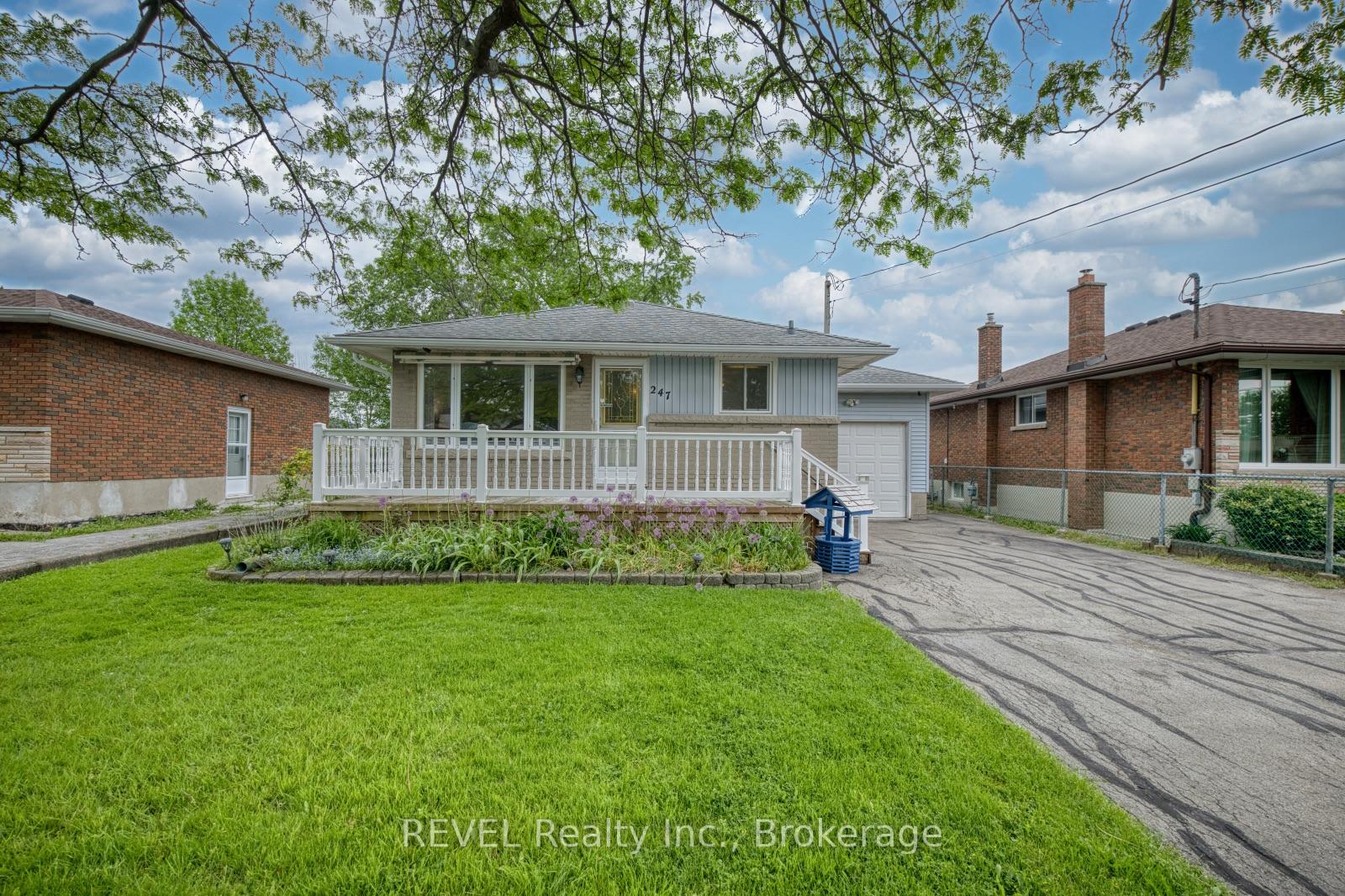 247 Kilgour Avenue, Welland — photo 2 of 5