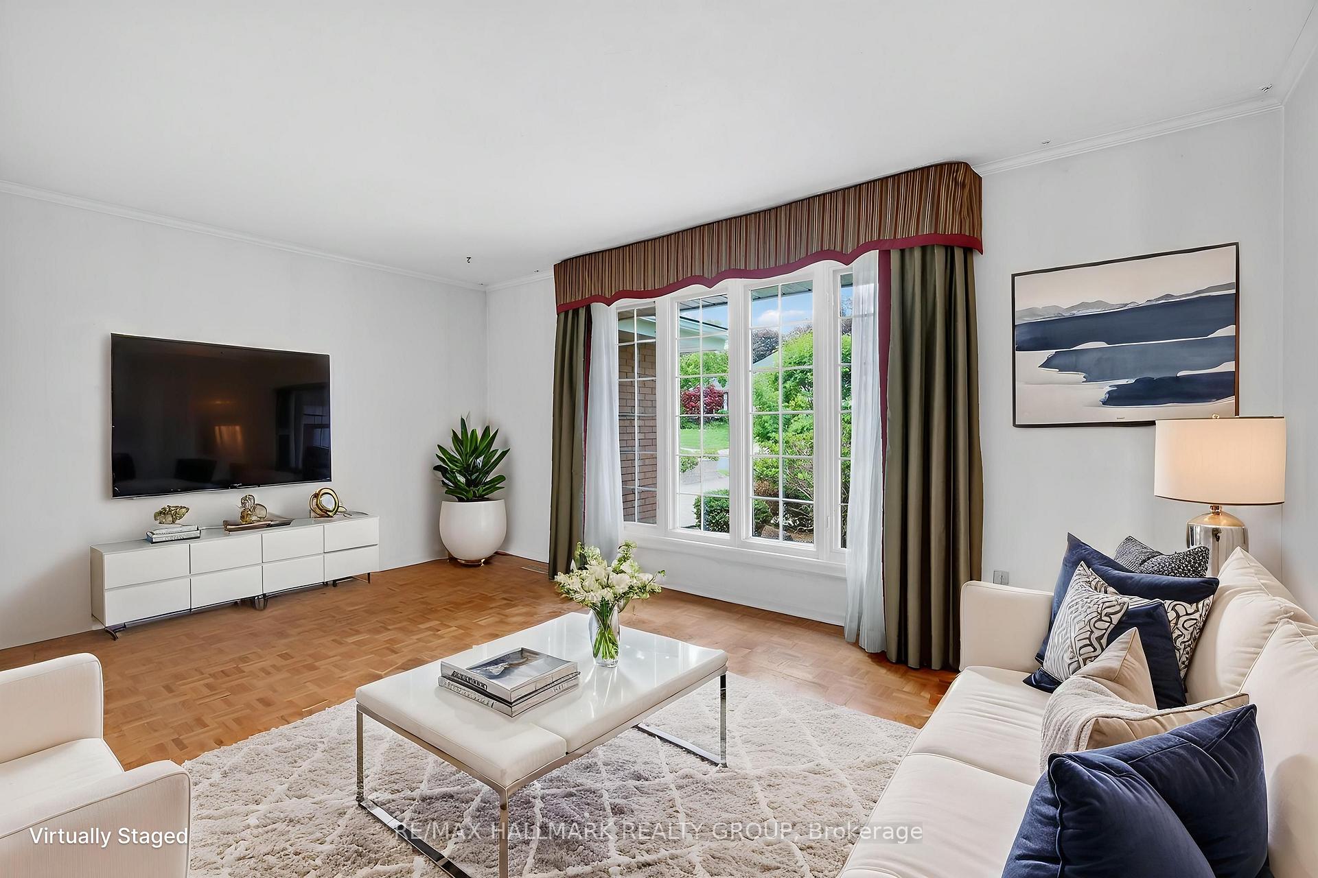 2204 Hamelin Crescent, Beacon Hill North - South and Area — photo 5 of 5