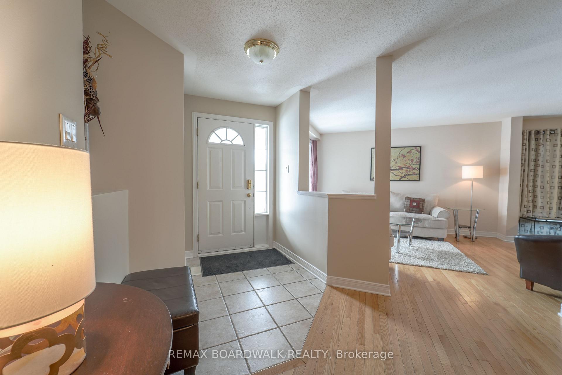 170 Bridlewood Drive, Kanata — photo 3 of 5