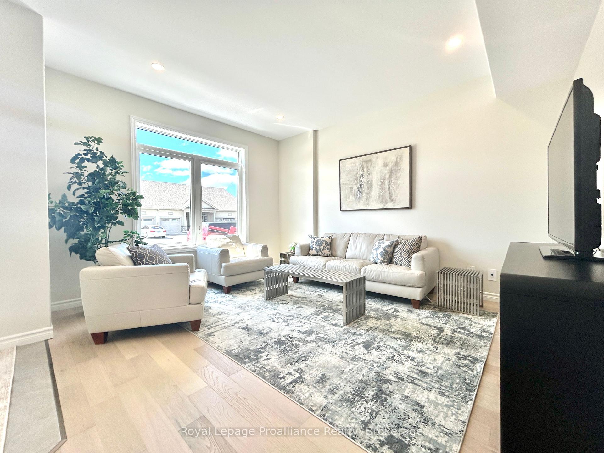 91 Athabaska Drive, Belleville — photo 5 of 5