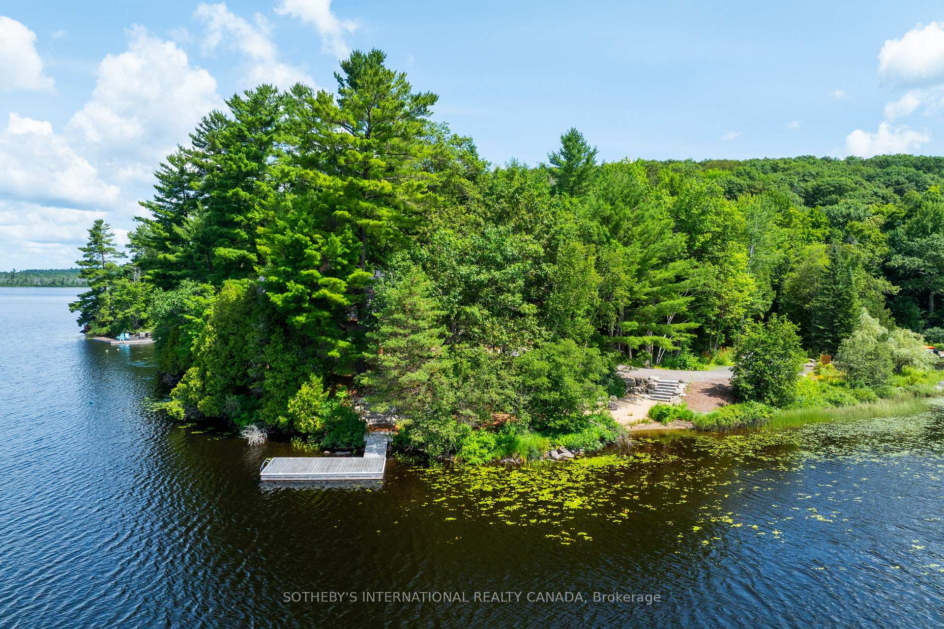 1023 McCabe Road, Lake of Bays — photo 2 of 5