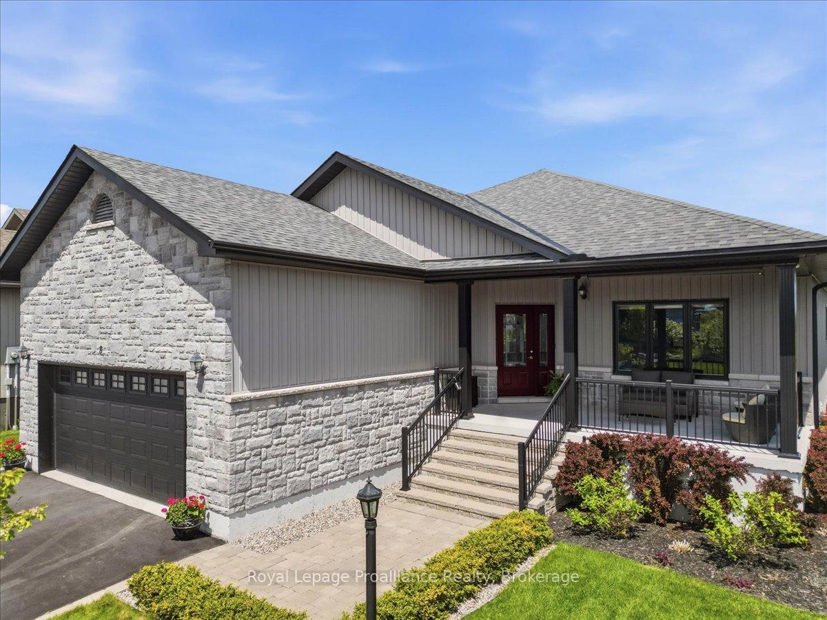 8 Dorchester Drive, Prince Edward County — photo 3 of 5