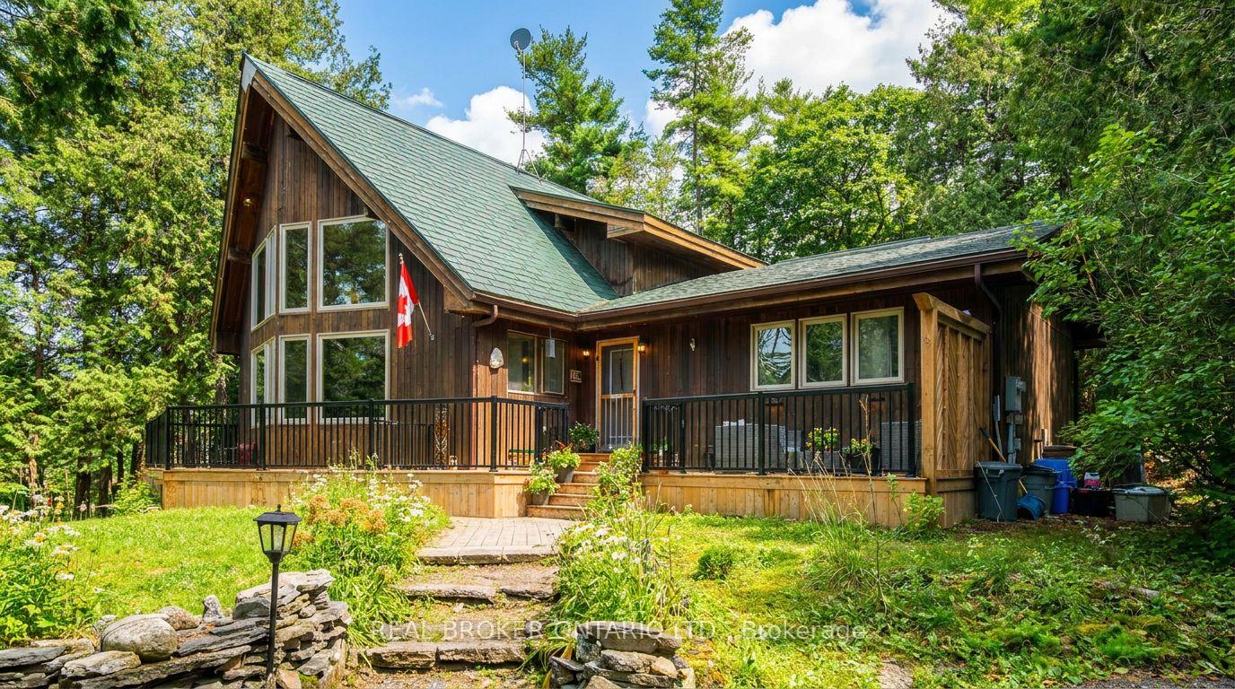 1 Woodland Drive, McNab/Braeside — photo 2 of 5