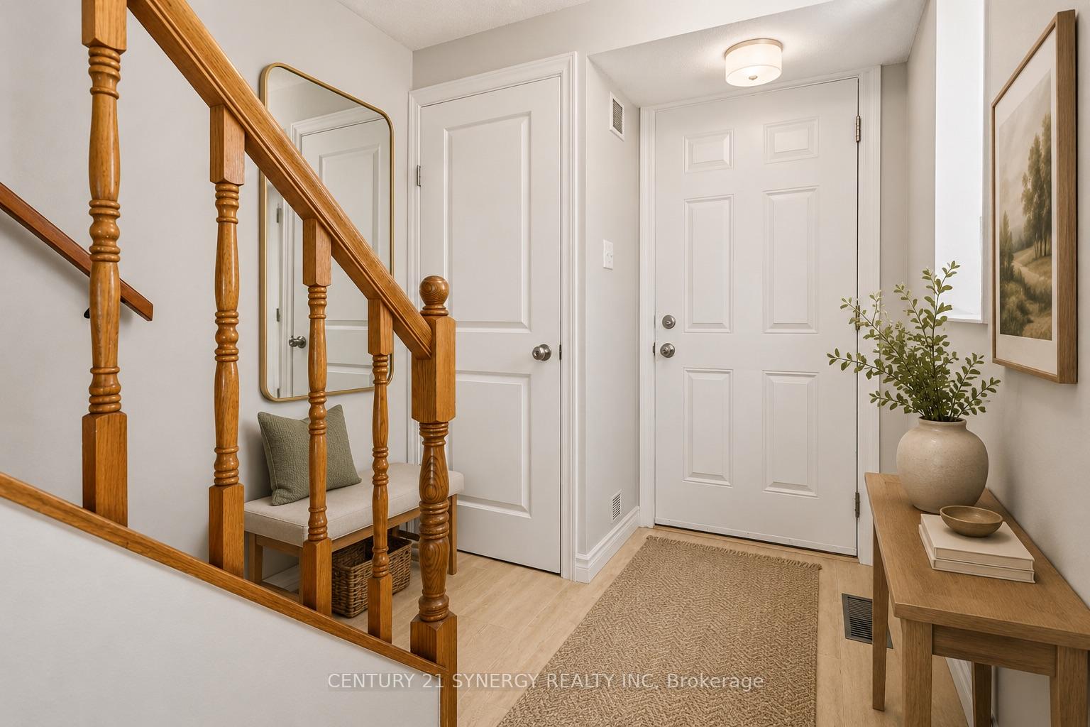 1472 Heatherington Road C, Hunt Club - South Keys and Area — photo 4 of 5