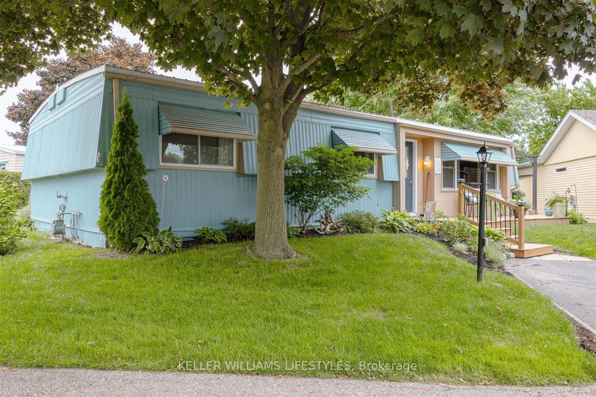 239 Southwind Court, South Huron — photo 2 of 5