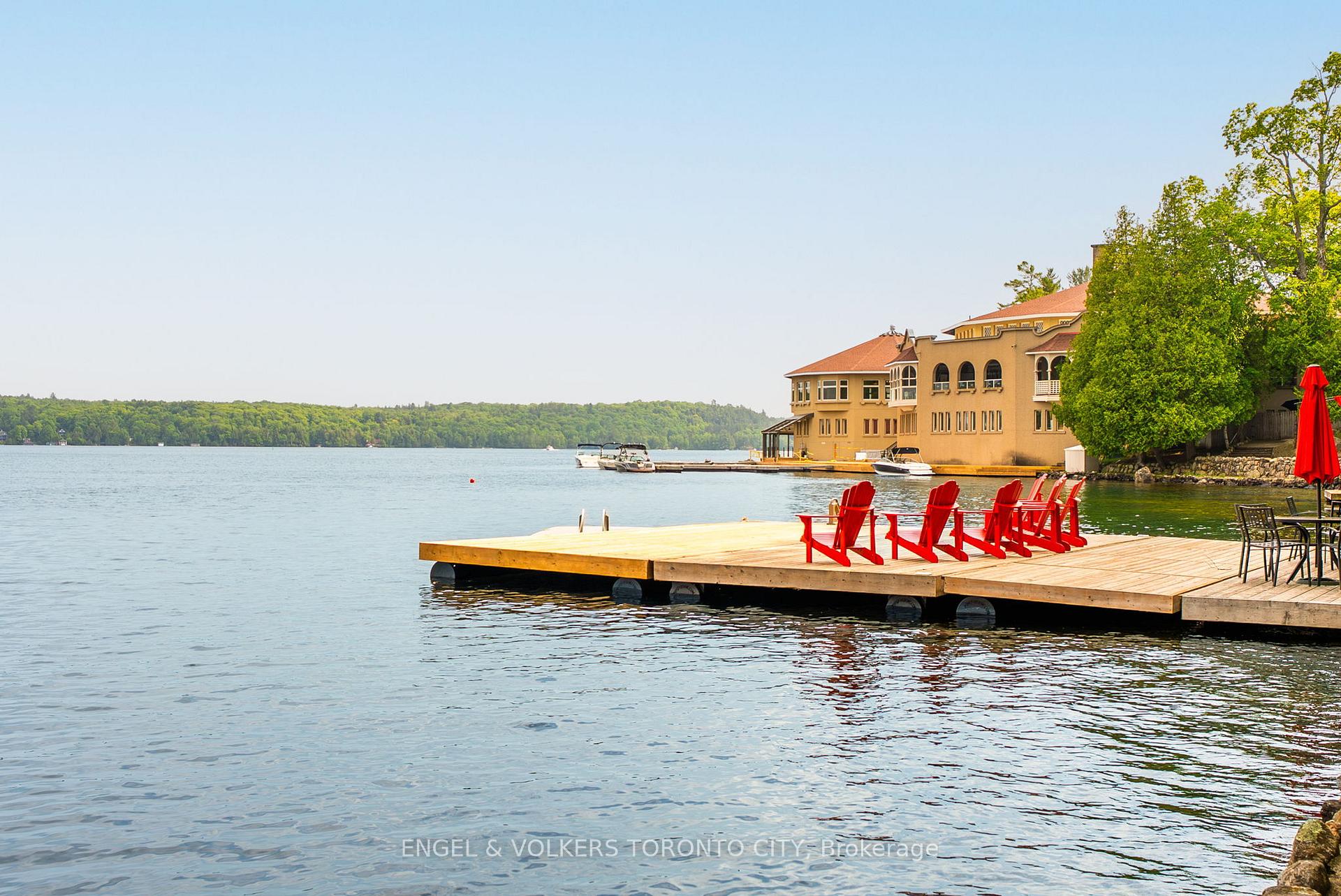 12 Bigwin Island 129, Lake of Bays — photo 2 of 5