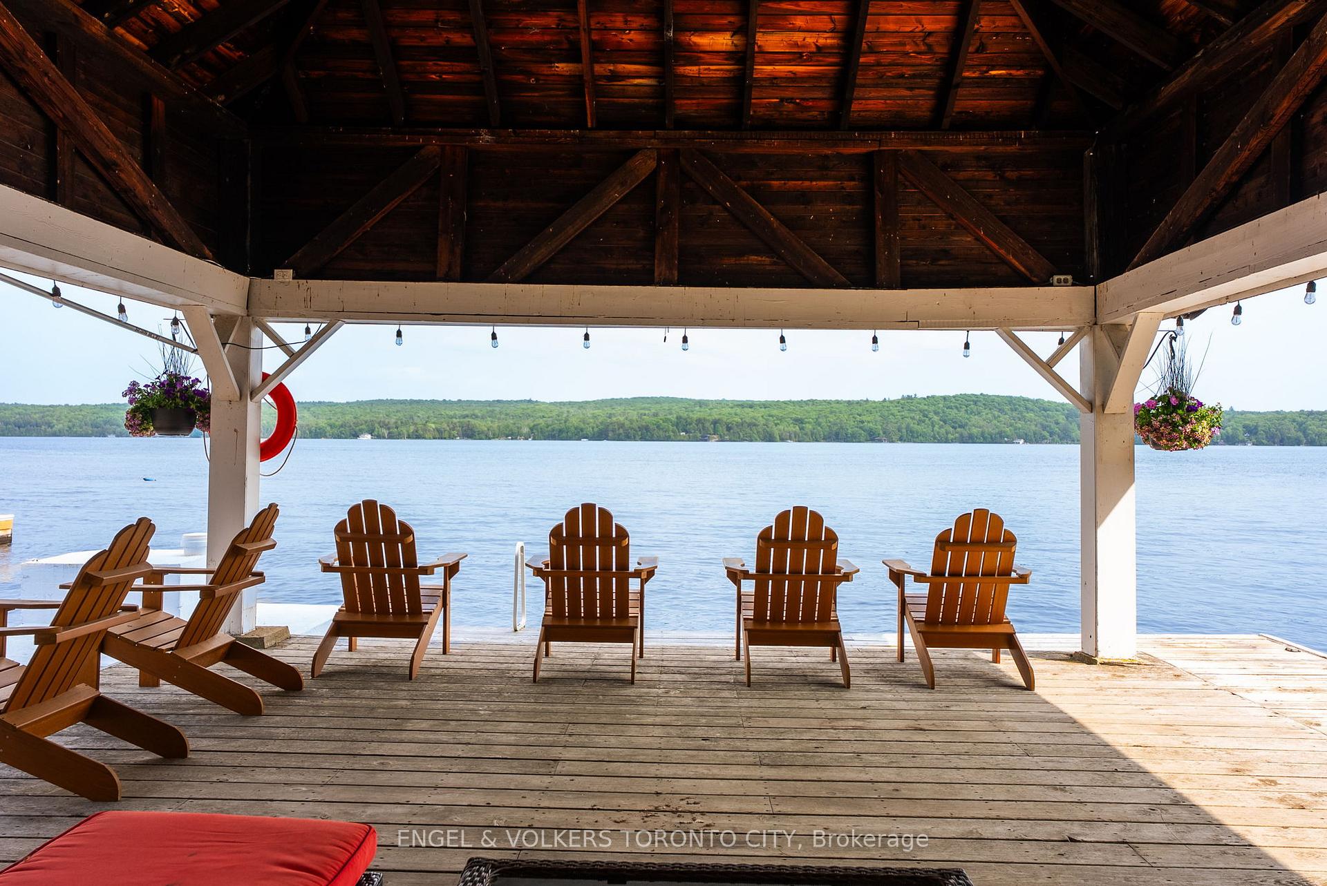 12 Bigwin Island 129, Lake of Bays — photo 3 of 5