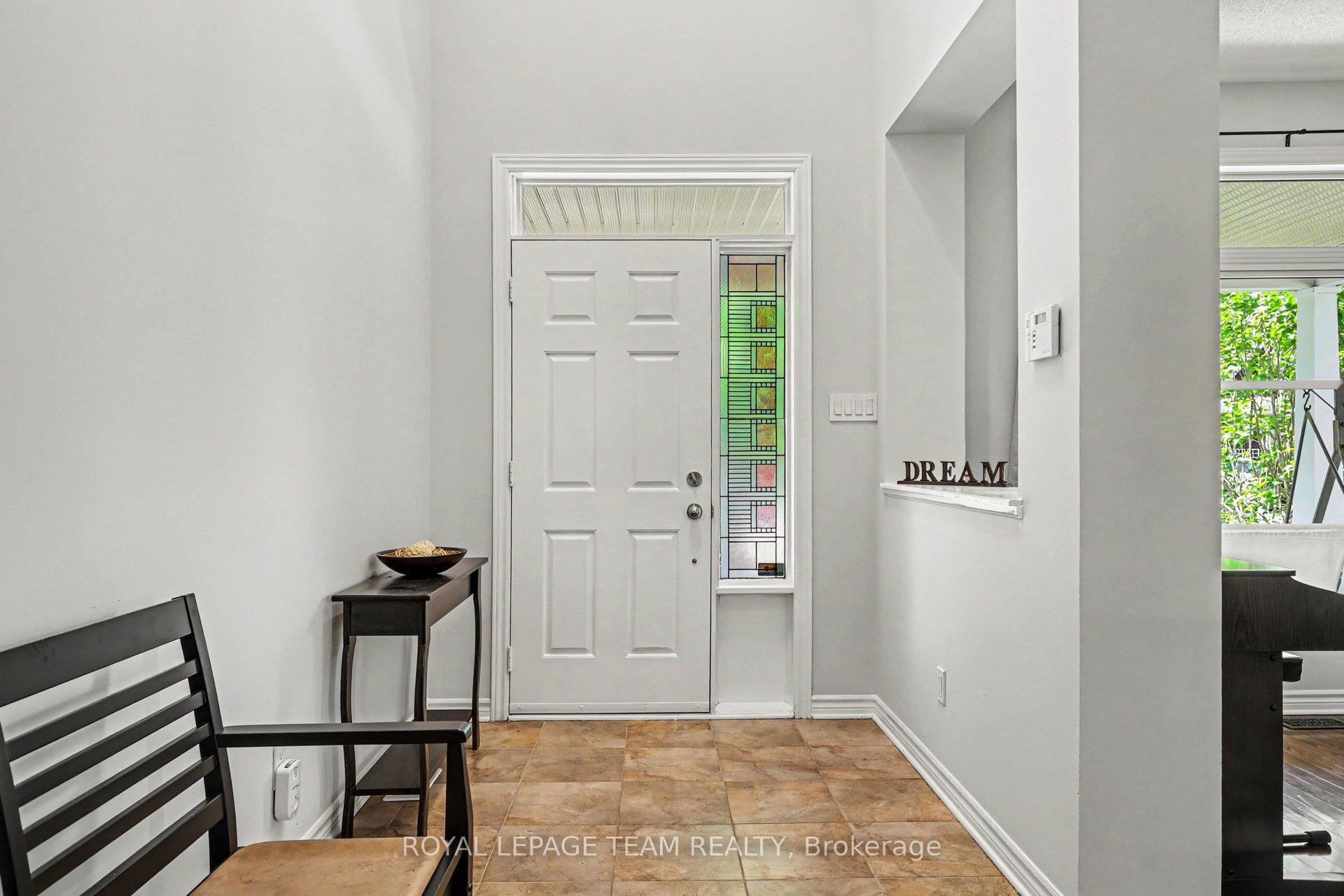 65 Osprey Crescent, Kanata — photo 4 of 5
