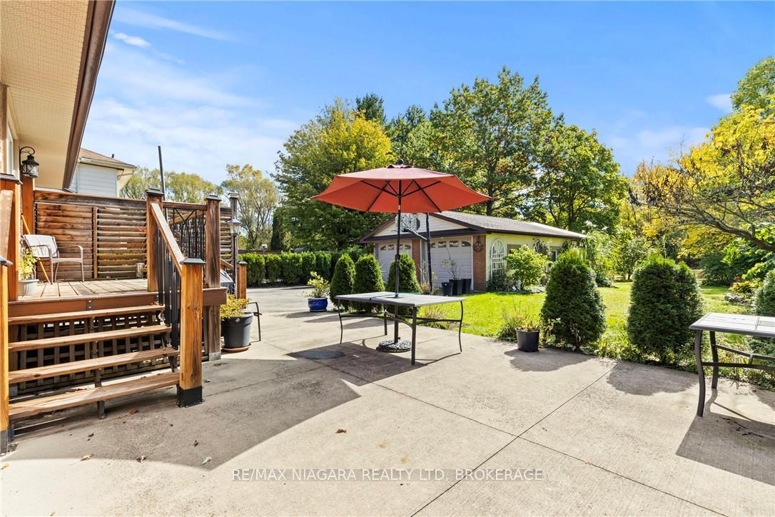 35 Chantler Road, Welland — photo 3 of 5