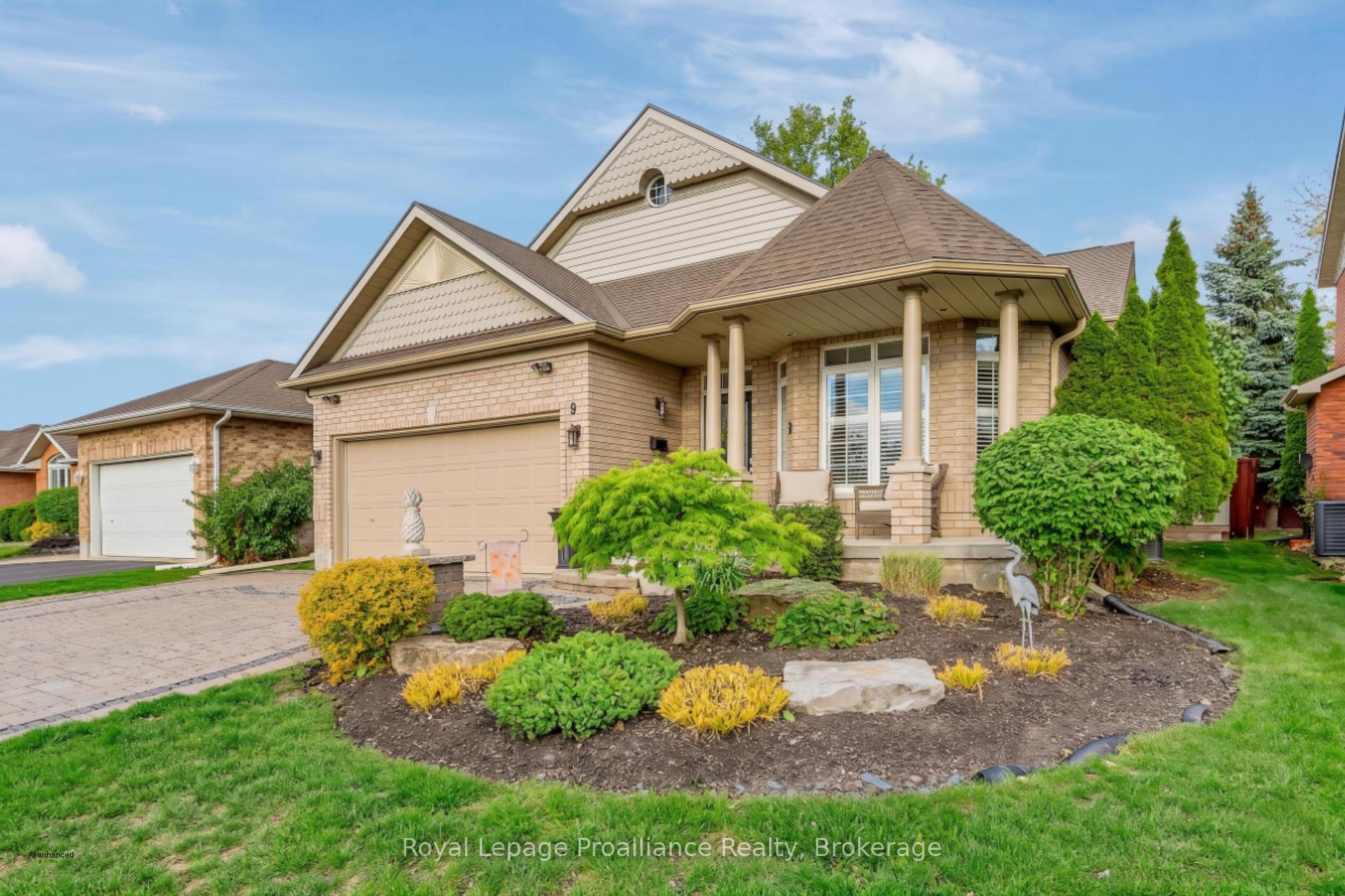 9 Spruce Gardens, Belleville, ON K8N 5W3 — Belleville, Ontario