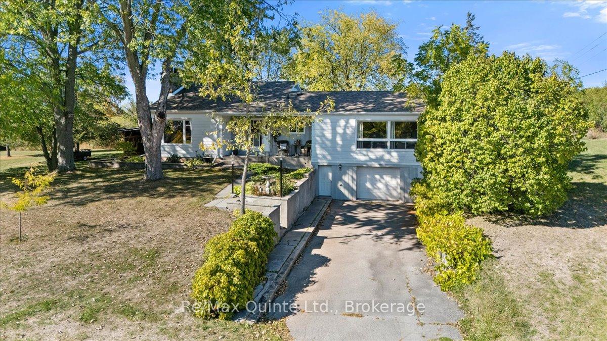 404 Bridge Street W, Belleville, ON K8N 4Z2 — Belleville, Ontario