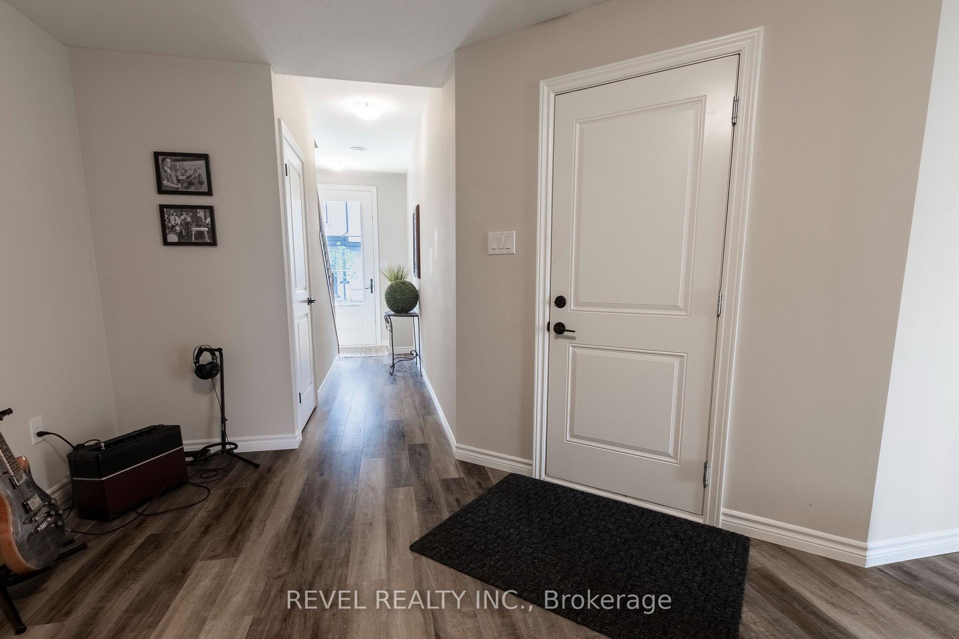 435 Callaway Road 39, London North — photo 3 of 5