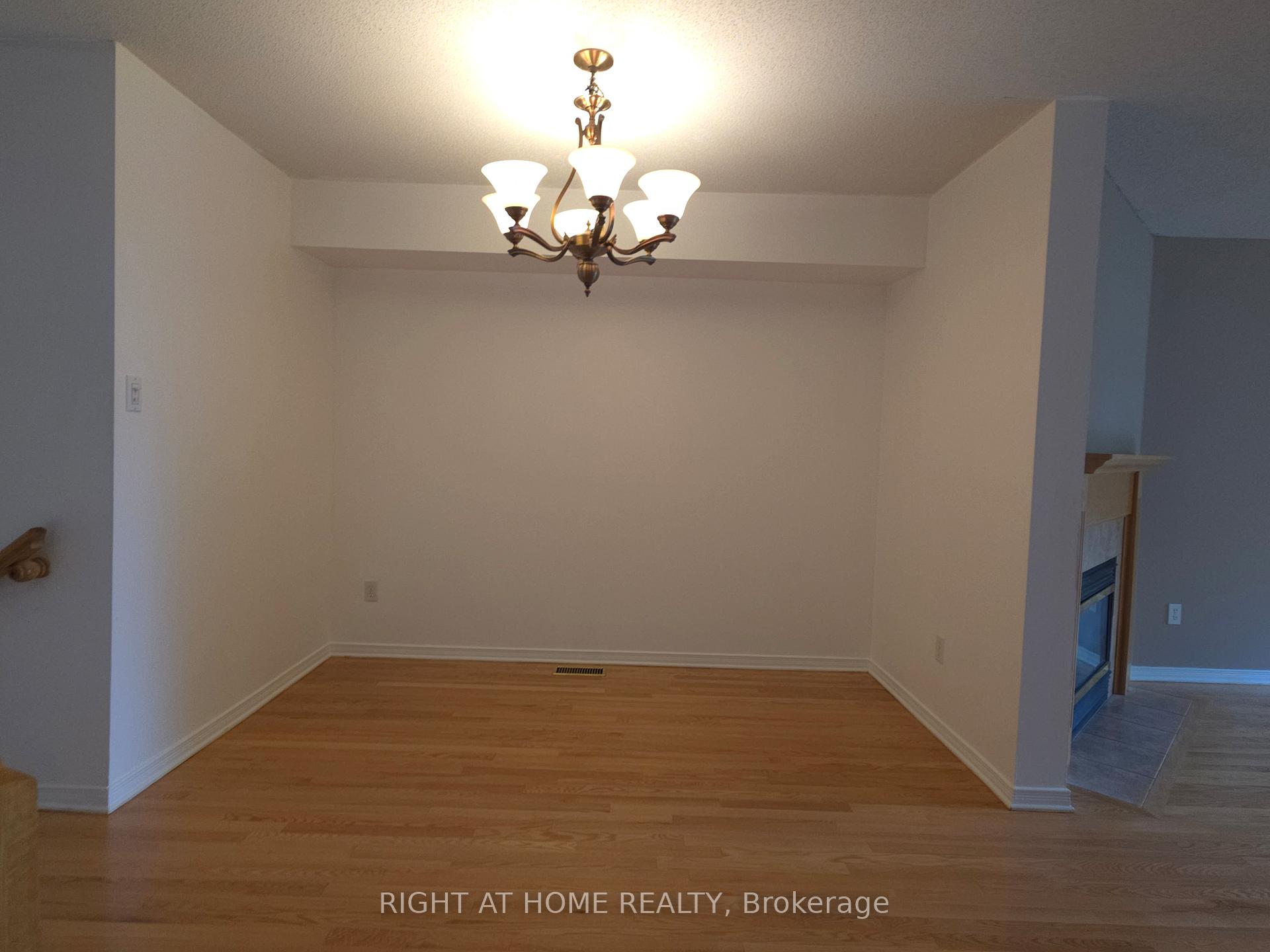 142 Lilibet Cres Crescent E, Hunt Club - South Keys and Area — photo 5 of 5