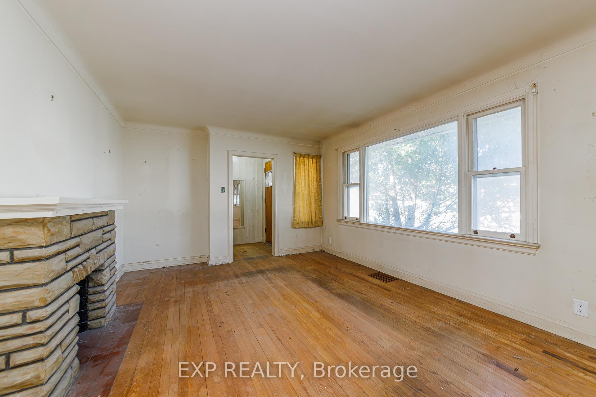 252 Woodroffe Avenue, Woodroffe — photo 2 of 5