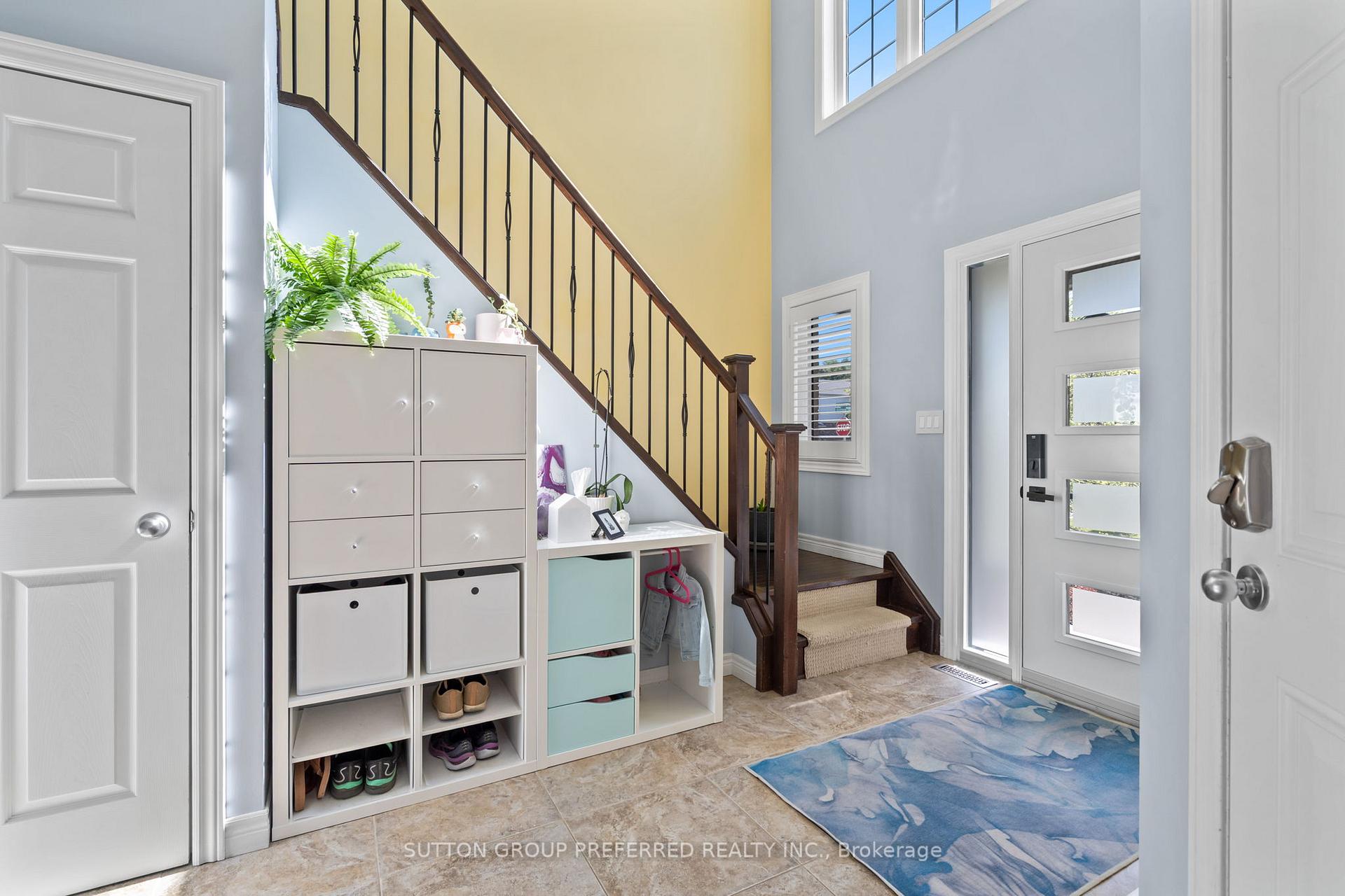 1076 Silverfox Drive, London North — photo 5 of 5