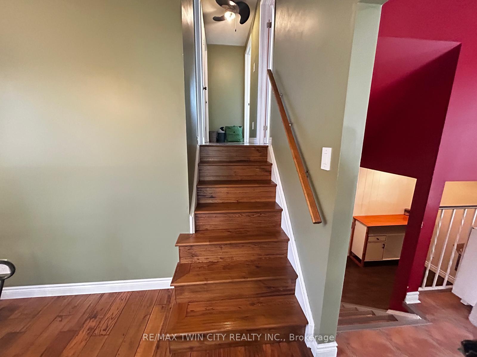 254 CAMILLE Crescent, Waterloo — photo 5 of 5