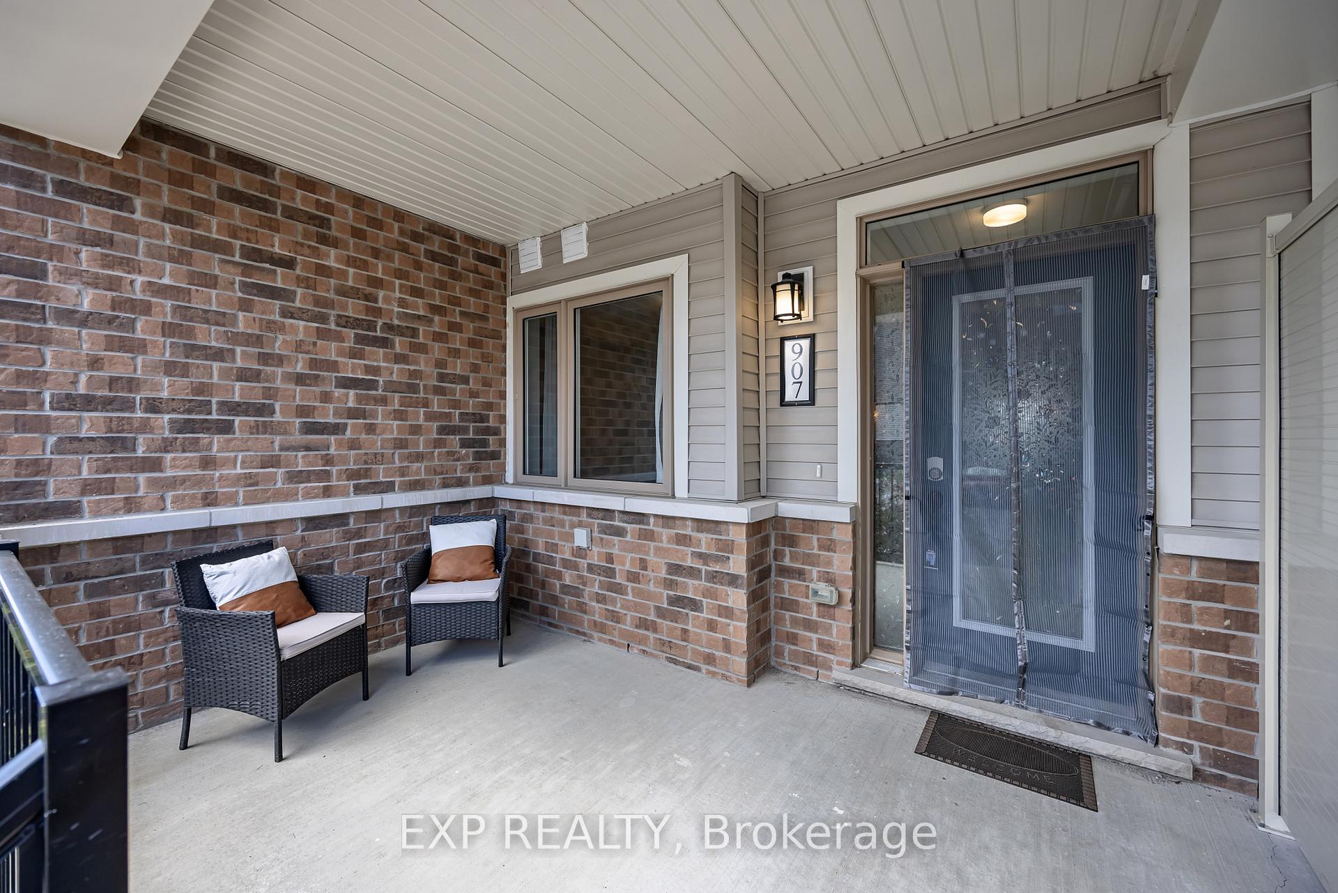 907 Nautilus Private, Kanata — photo 4 of 5