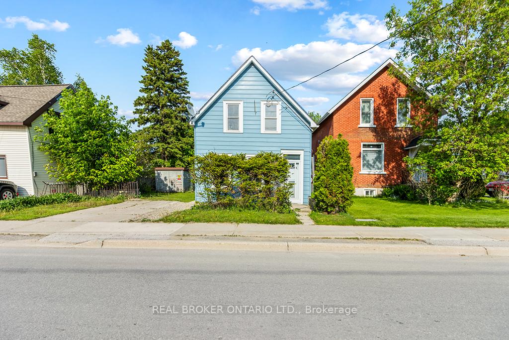 1323 2nd Avenue W, Owen Sound, ON N4K 4N5 — Owen Sound, Ontario