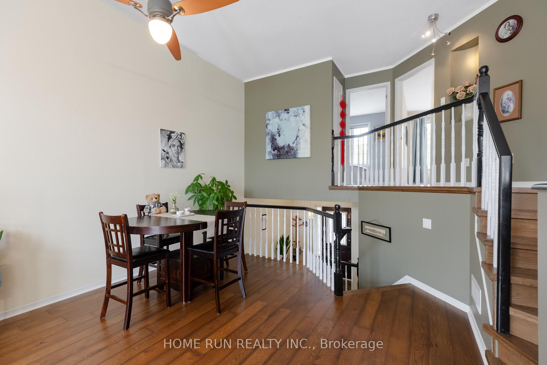 9 Macassa Circle, Kanata — photo 4 of 5