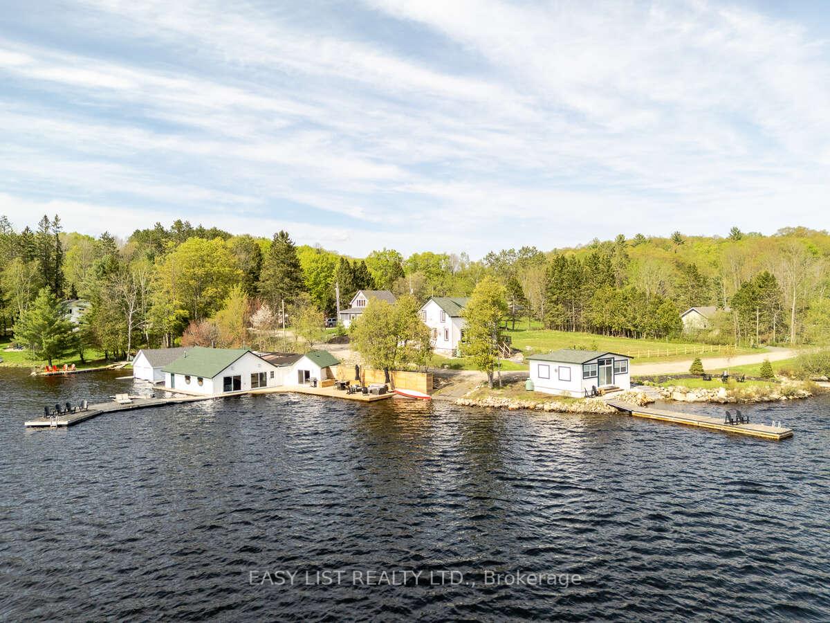 1021 Marina Road, Lake of Bays — photo 3 of 5