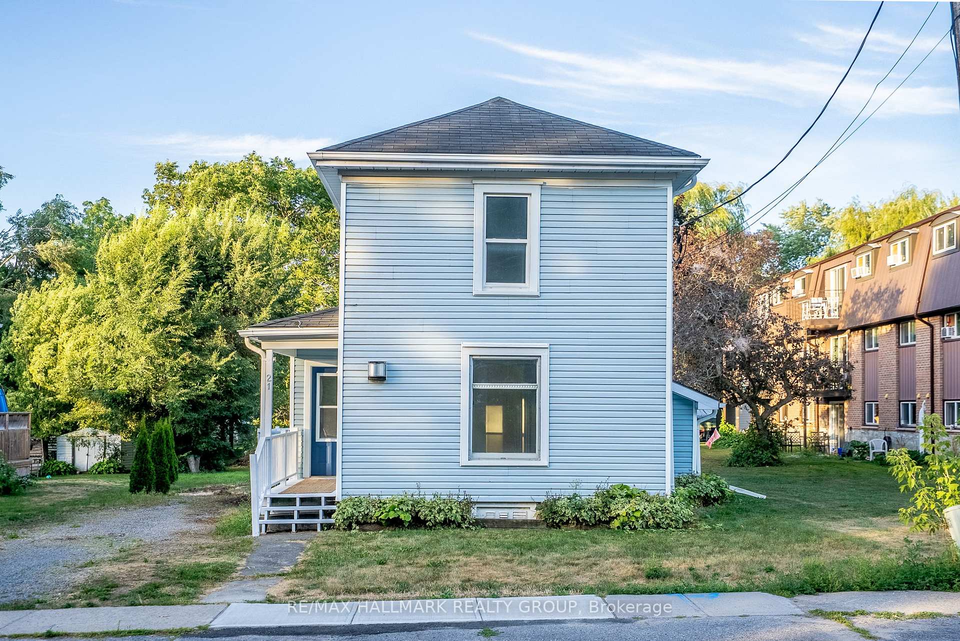 21 Downes Avenue, Prince Edward County, ON K0K 2T0 — Prince Edward County, Ontario