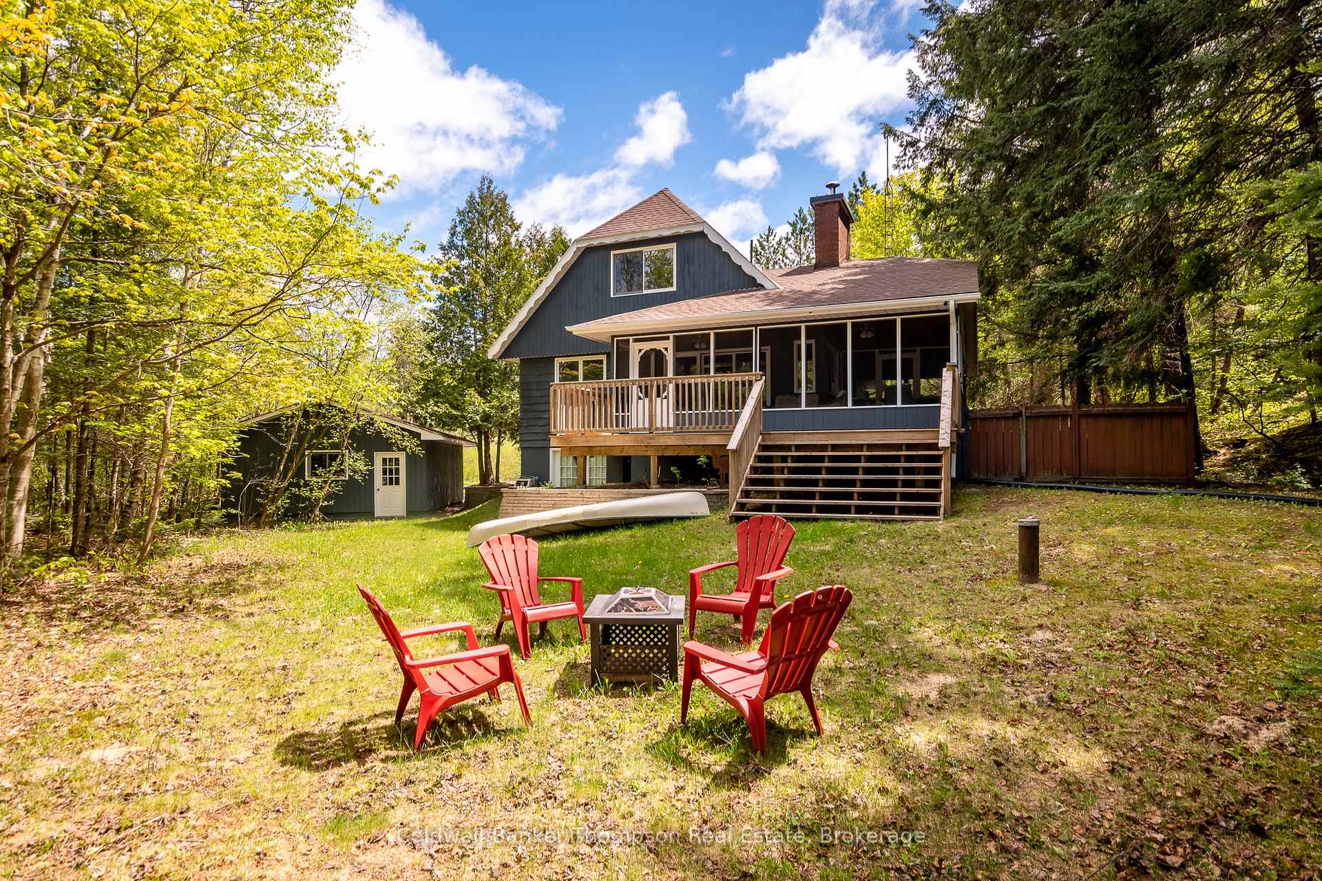215 Ena Drive, Huntsville, ON P1H 2J4 — Huntsville, Ontario