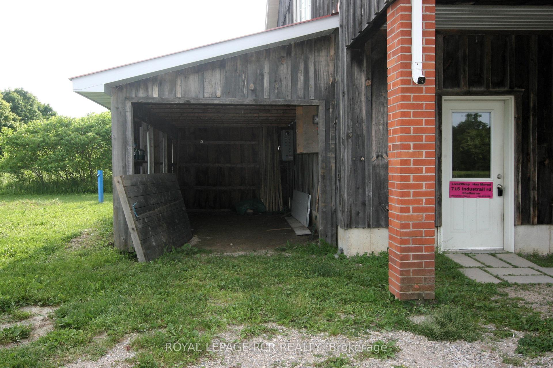 428 Main Street W Lower, Shelburne — photo 3 of 5